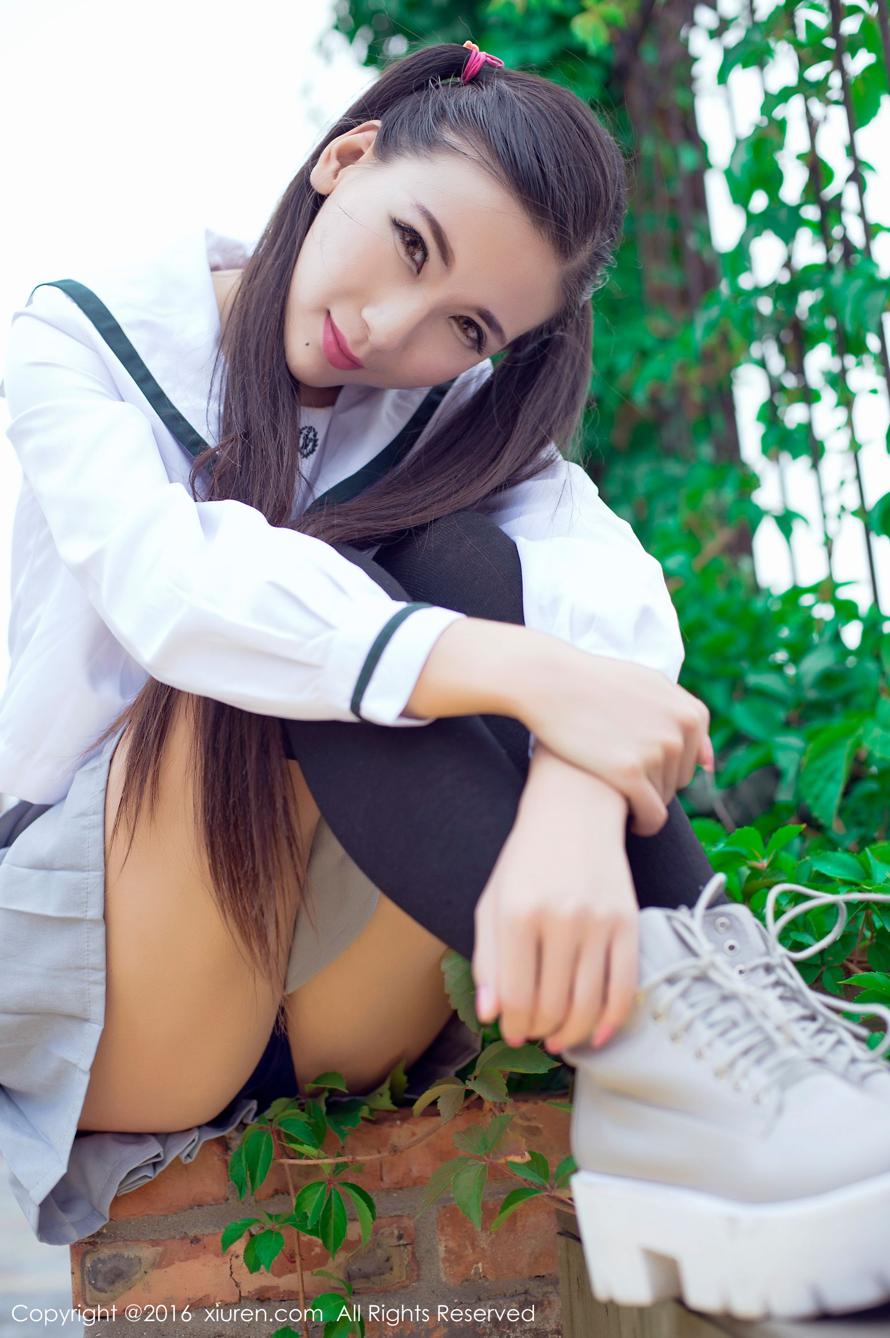 赵颖《爆乳细腰小女生的极度诱惑》 秀人网 No.603第21张