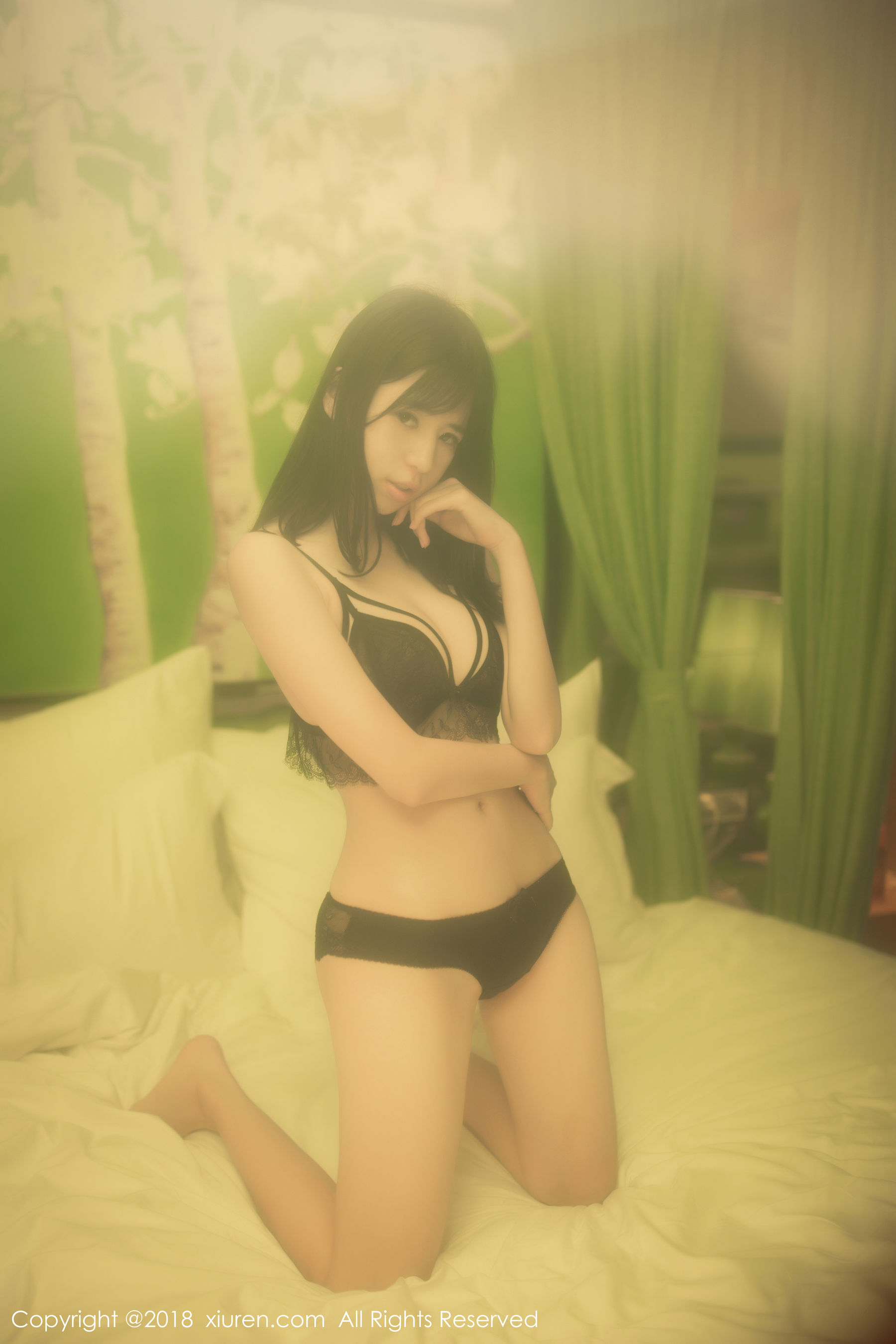 模特艾栗栗栗栗栗栗吖《清新美腿外拍与私房内衣魅惑》 XiuRen 秀人网 No.1026第14张