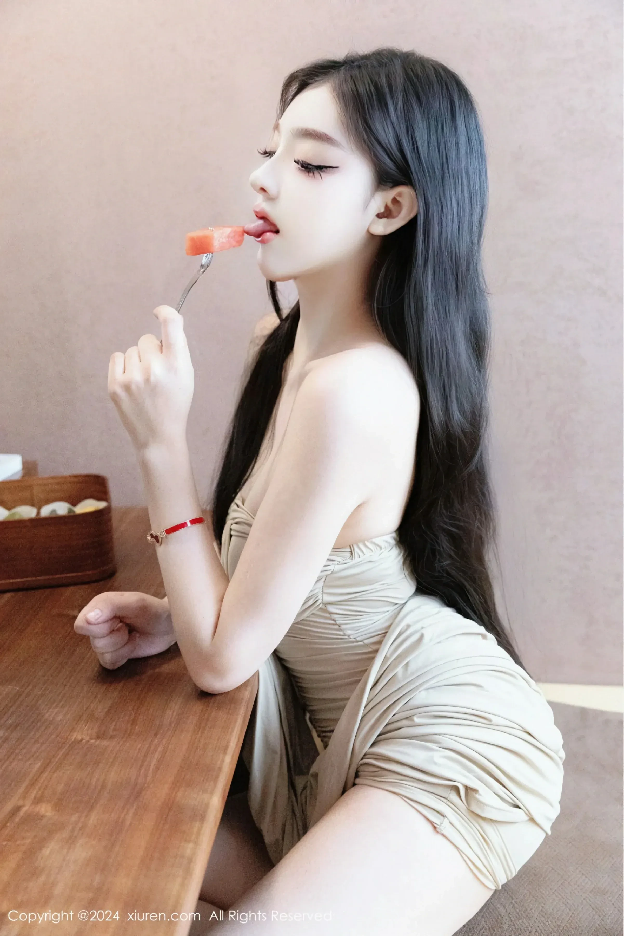  XiuRen 秀人 No.8883 龙雪儿 [83P]第21张