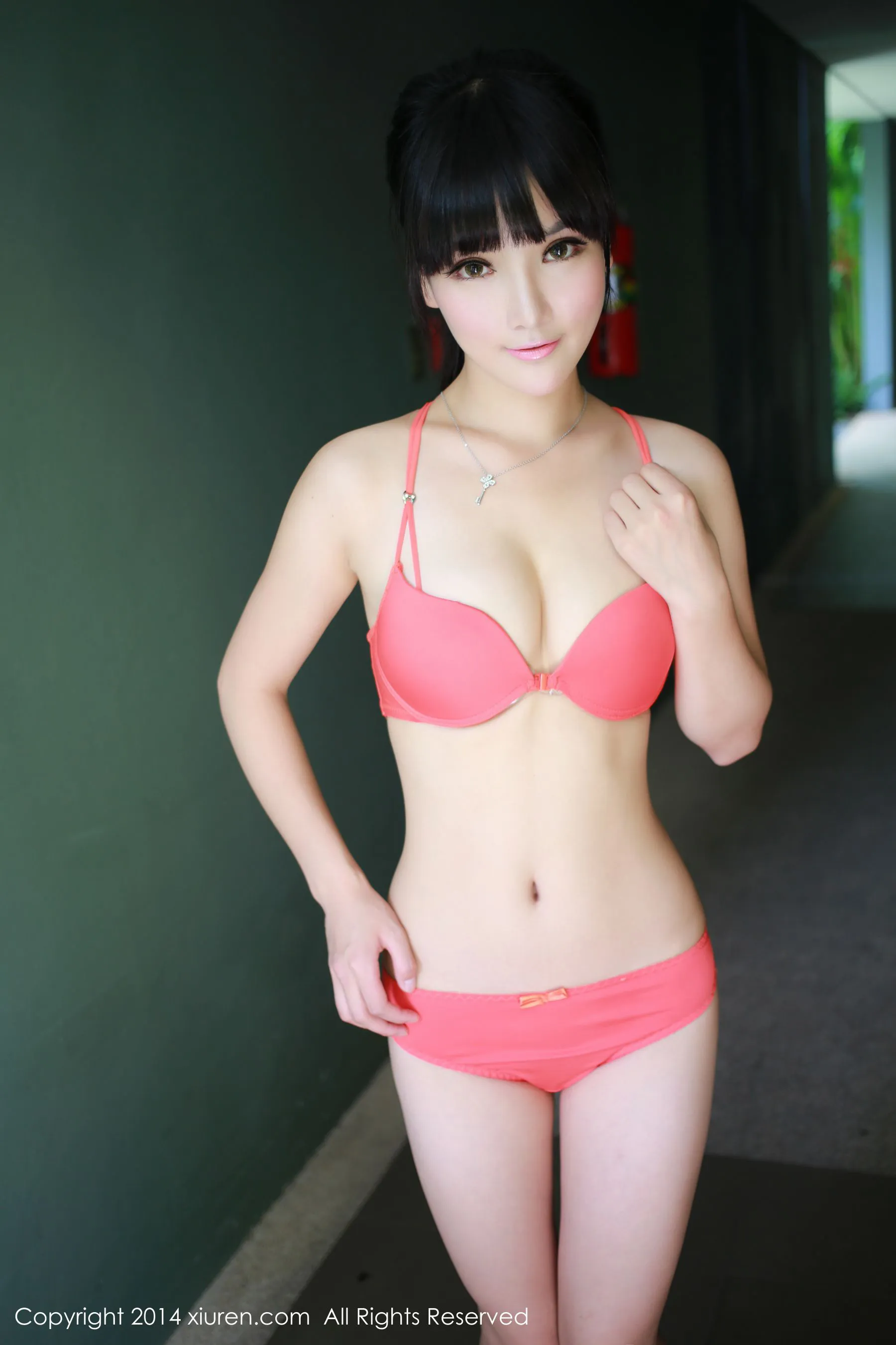  妮儿Bluelabel《泰国旅拍》内衣+比基尼系列 秀人网 No.186第19张