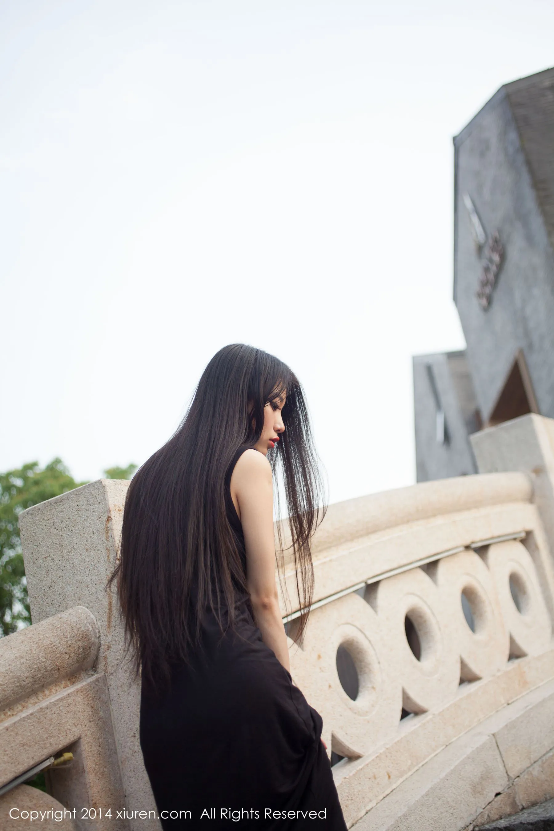  无敌美臀妹子战姝羽Zina 秀人网 No.169第3张