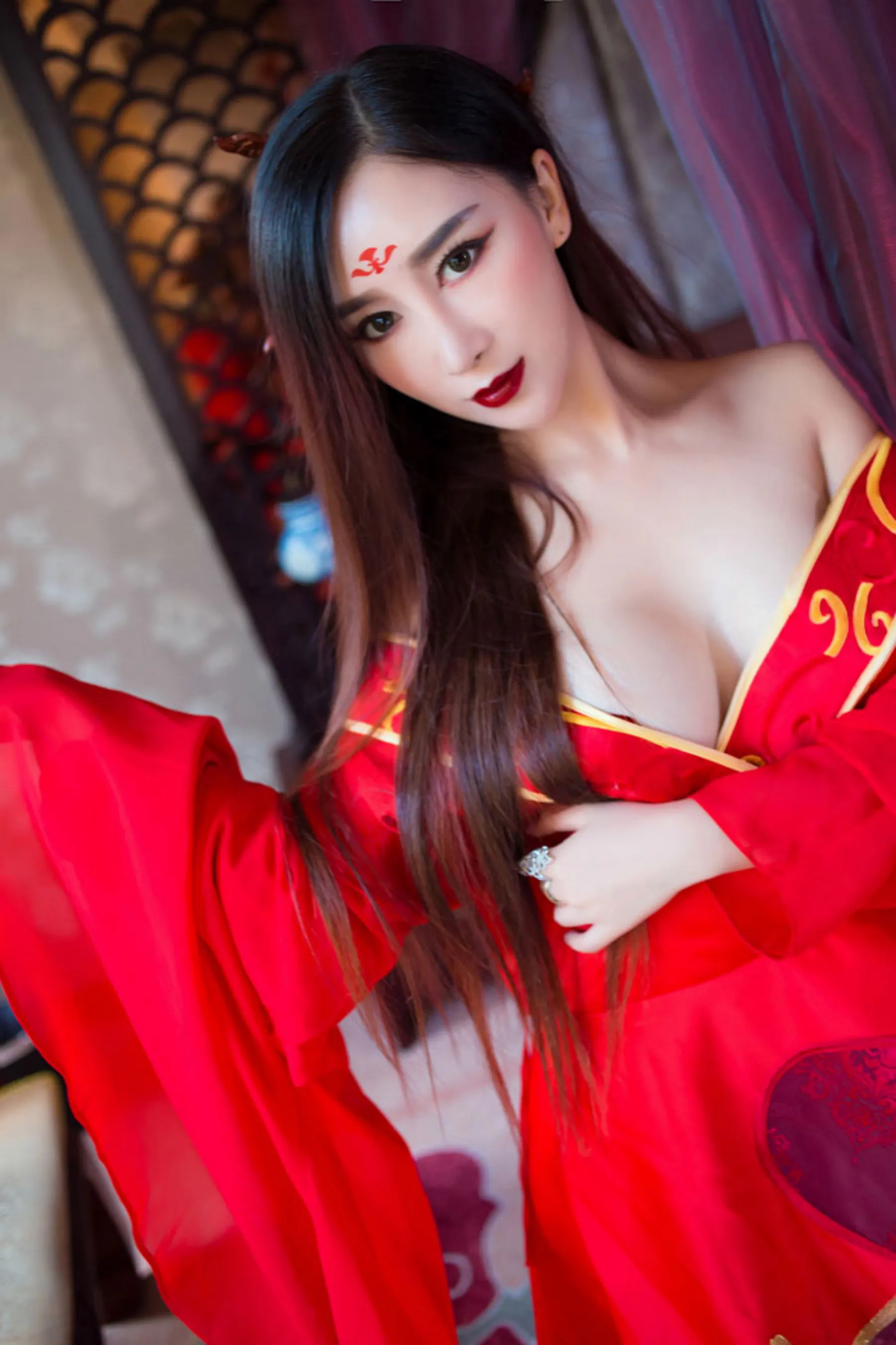 邹晶晶《花千骨 ? 魔化》COS 秀人网 No.382第19张