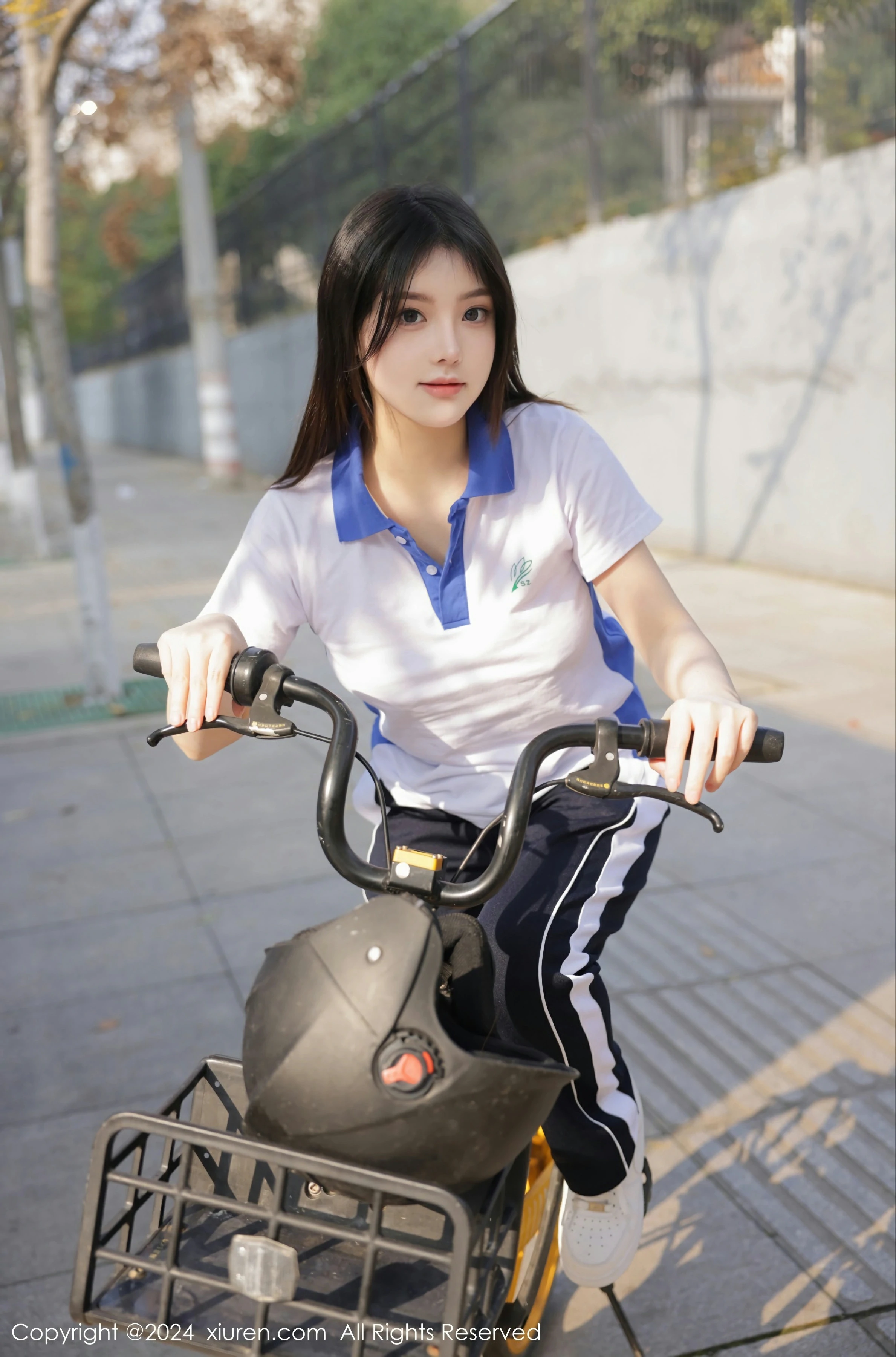 XiuRen 秀人 2024.01.19 No.7994 豆瓣酱第14张