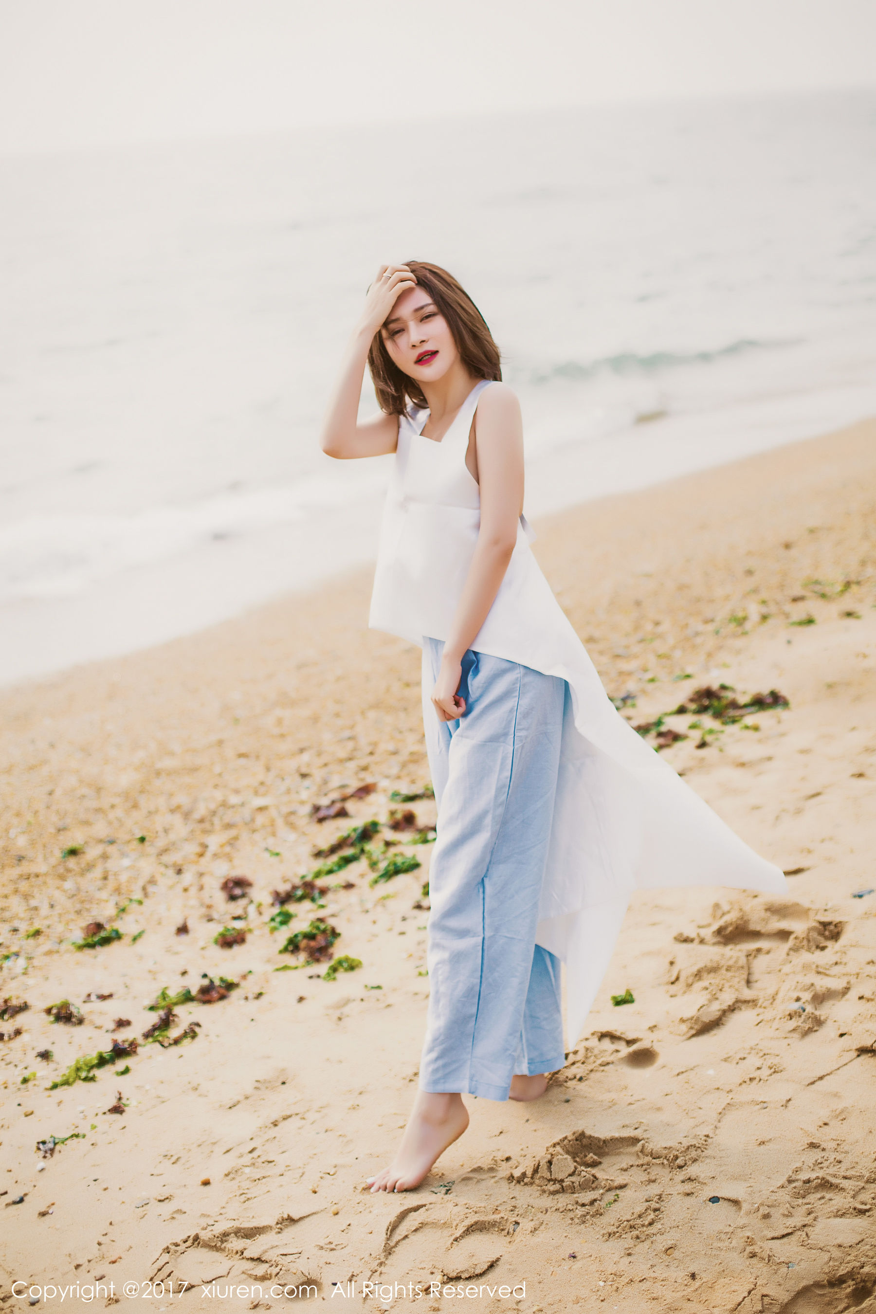 廿十(凯竹)《海边唯美风+性感室内》 秀人 NO.879第5张