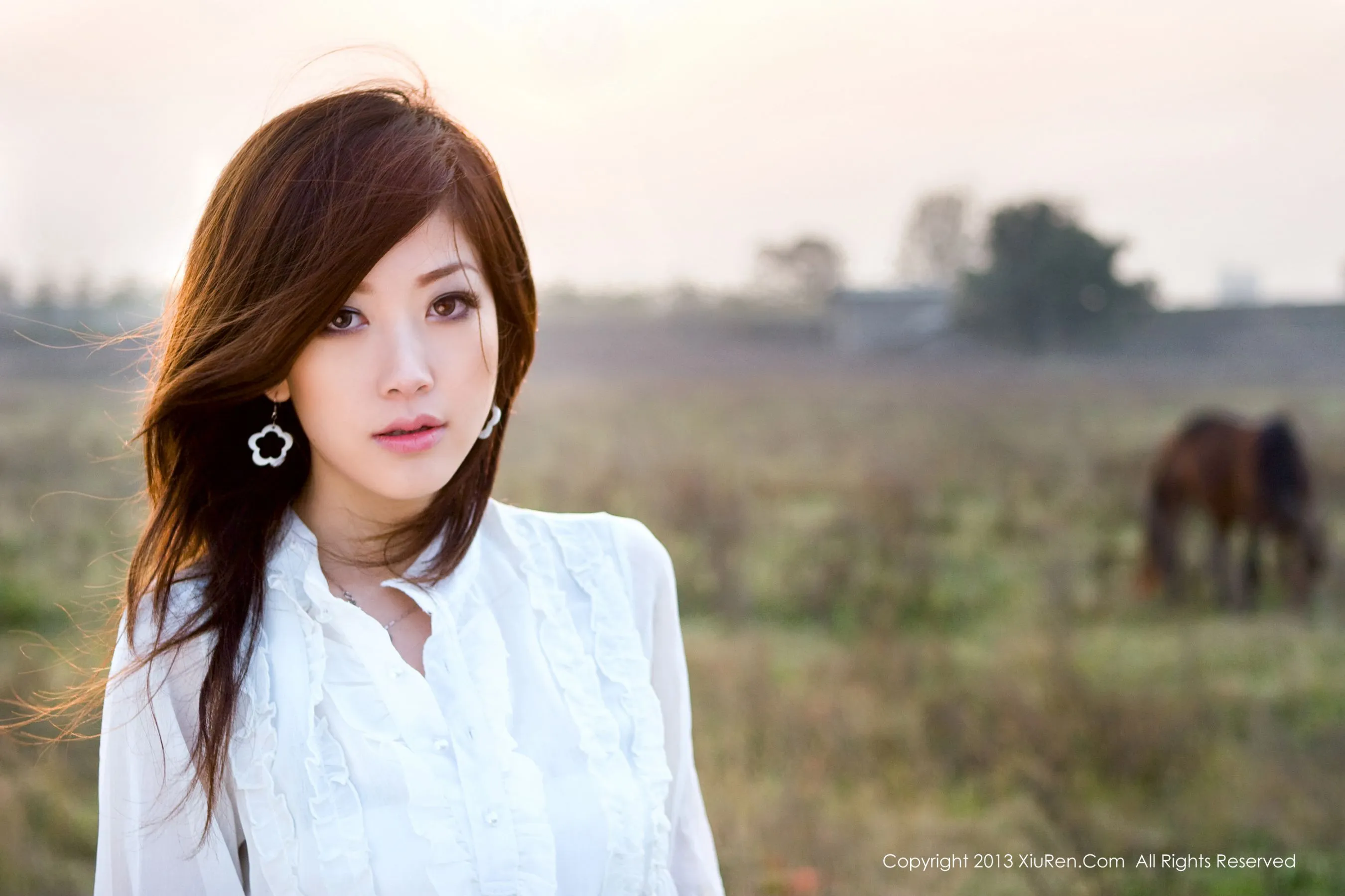 模特加菲《高挑的梦中情人》 秀人网 No.016第7张