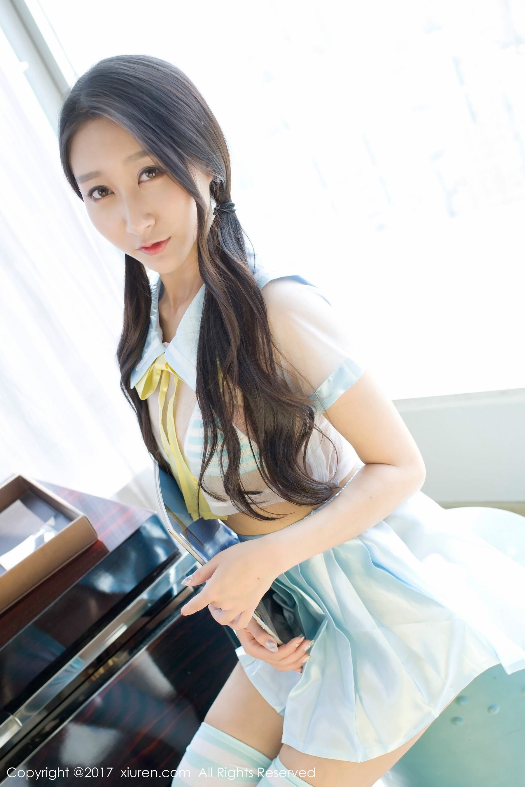 赵熙儿《浴缸吊带蕾丝+透视学生装》 秀人网XIUREN No.776第10张