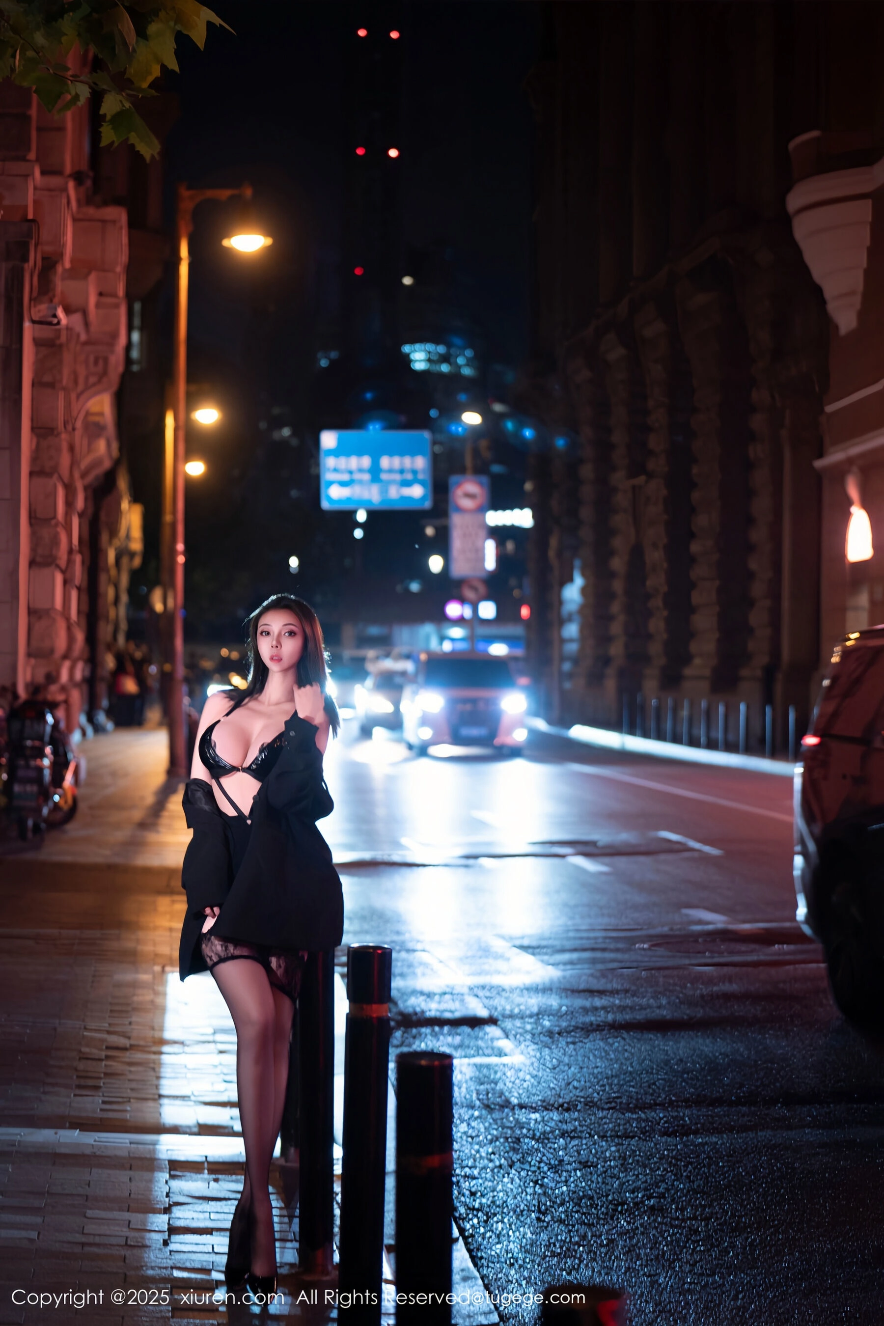  秀人网 果儿Victoria Vol.10899 [72P]第4张