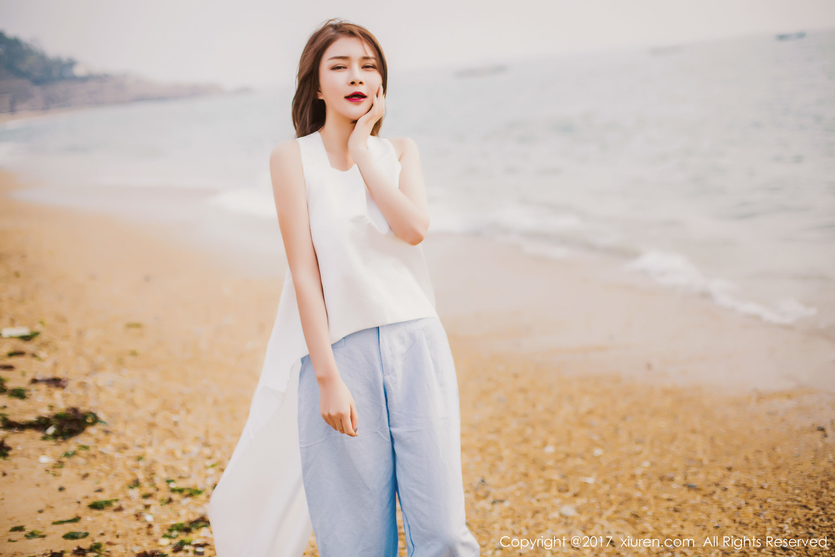 廿十(凯竹)《海边唯美风+性感室内》 秀人 NO.879第3张