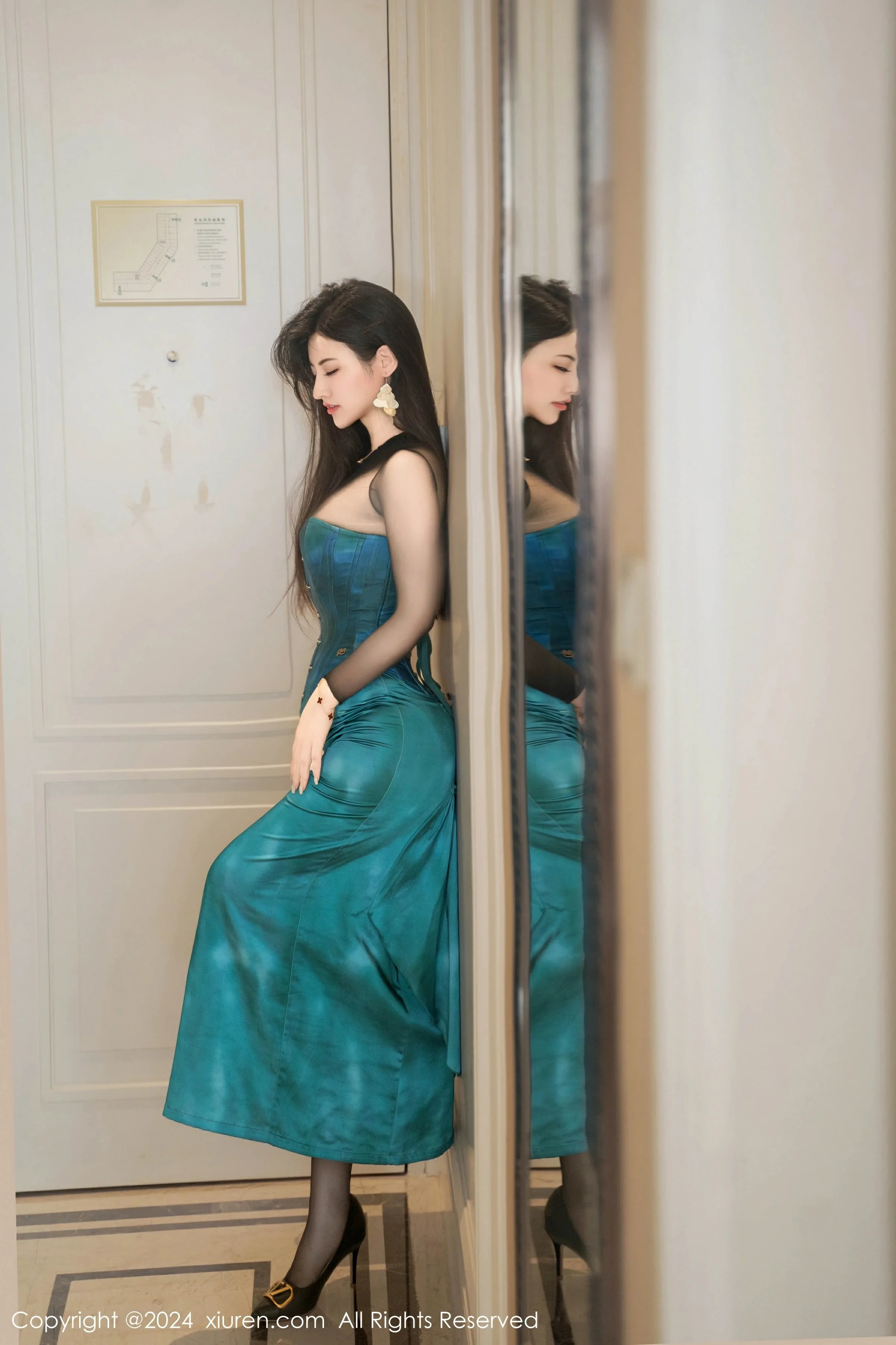  XiuRen 秀人 No.9039 诗诗kiki [134P]第11张