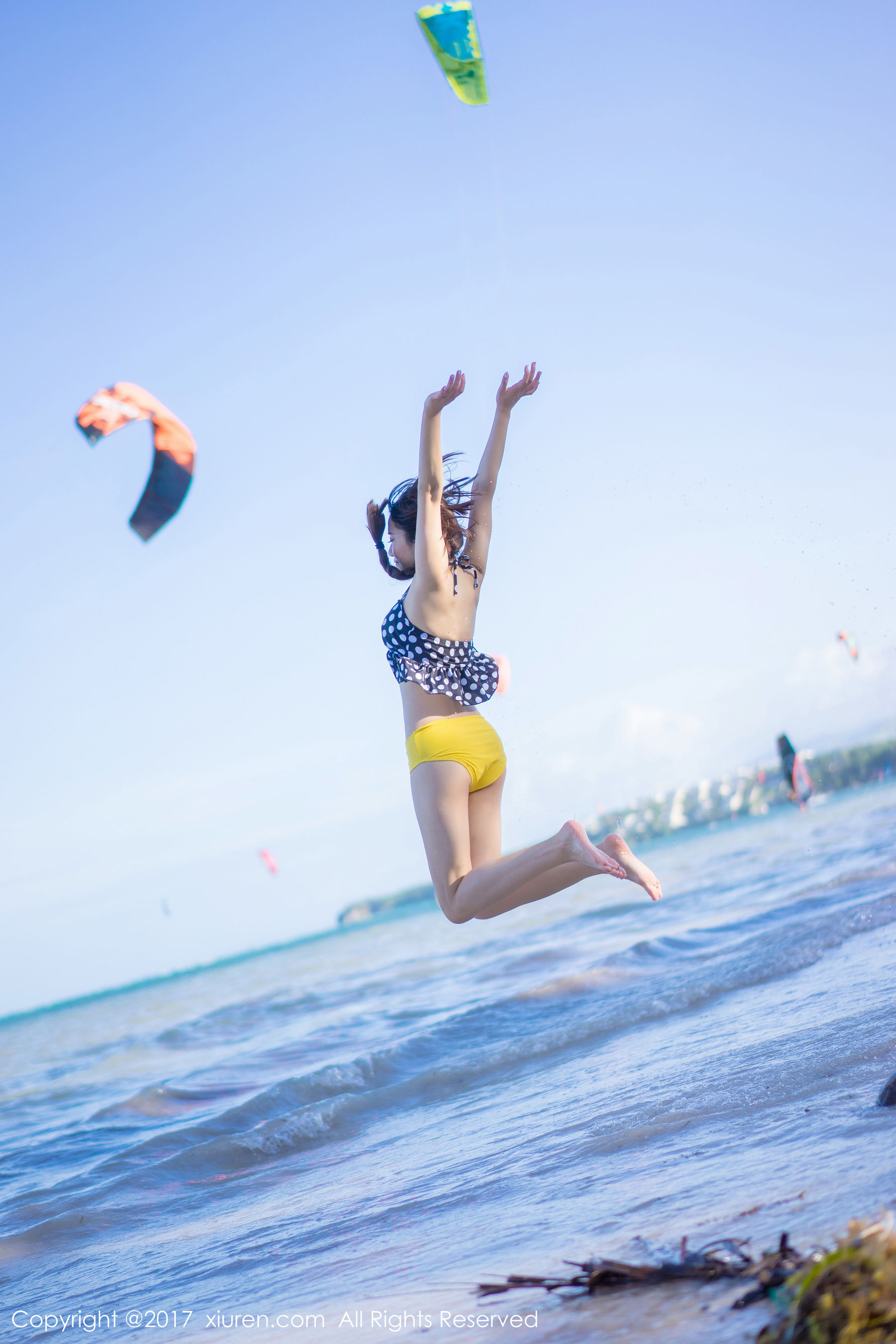  兜豆靓Youlina《室外清新，室内性感特写》 XiuRen 秀人网 NO.814第15张