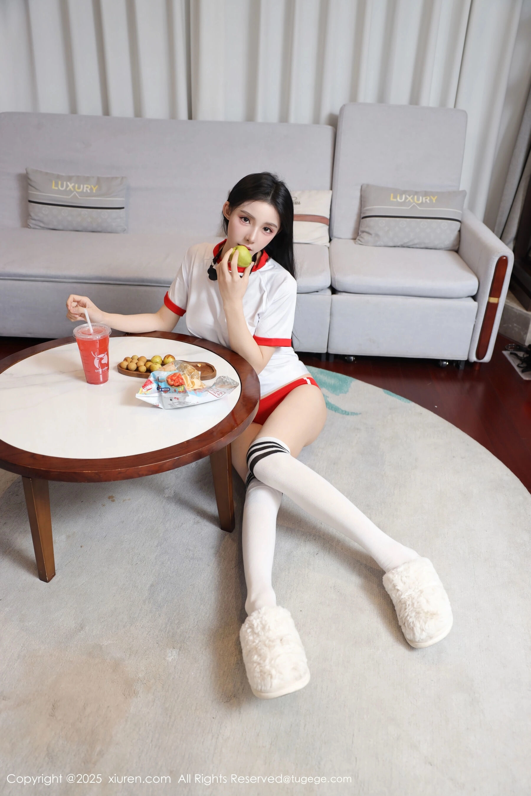  秀人网 许微微呀 Vol.11110 [86P]第6张