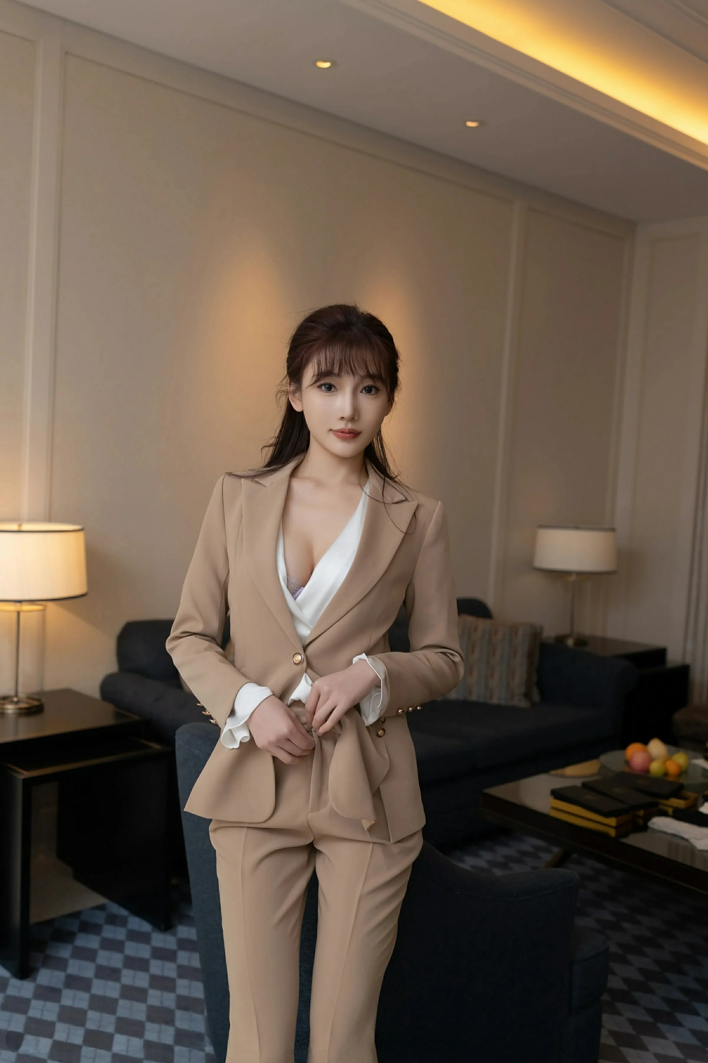  XiuRen 秀人 No.9881 陆萱萱 [82P]第4张