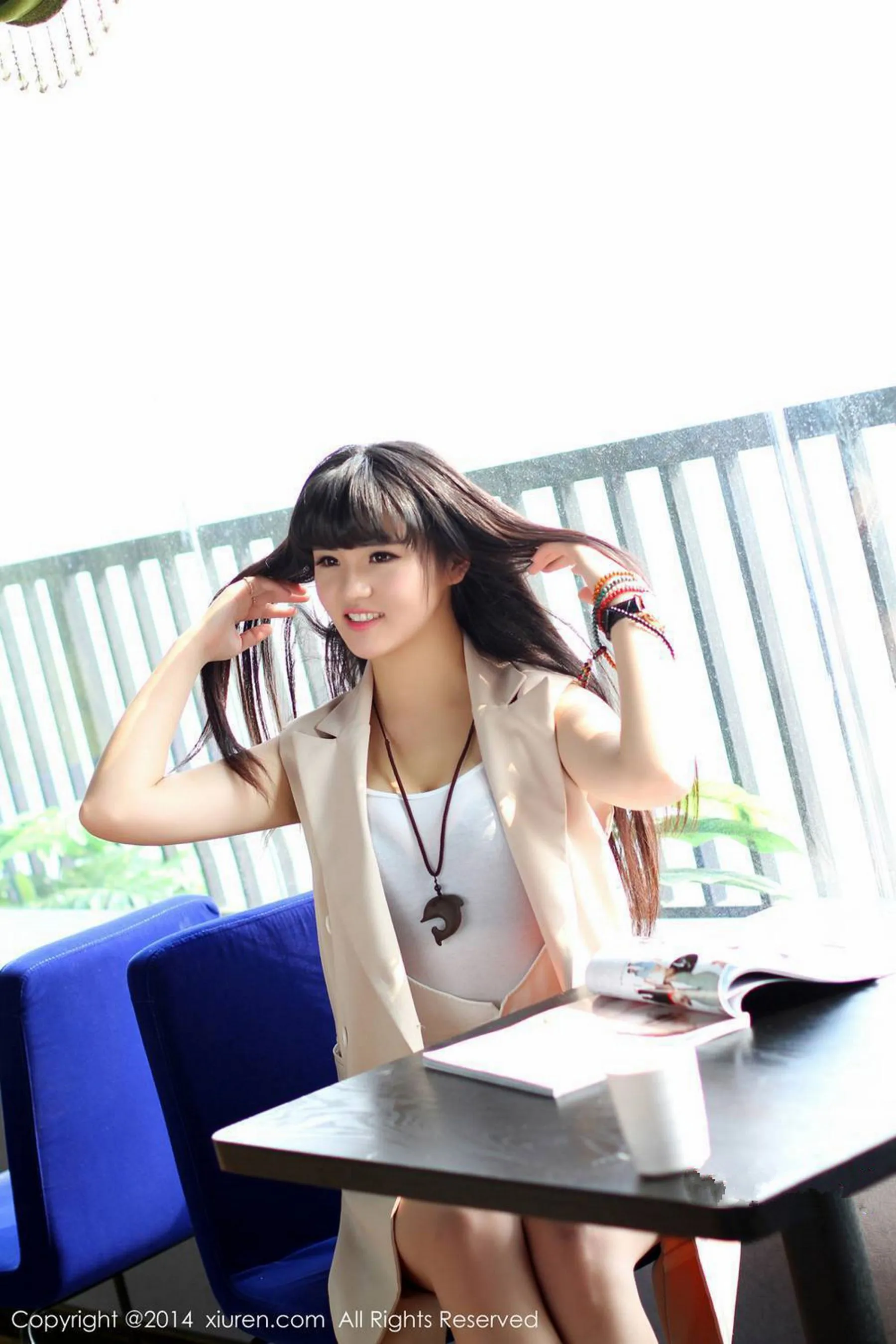 旭儿 &F cup妹子 秀人网 No.261第22张