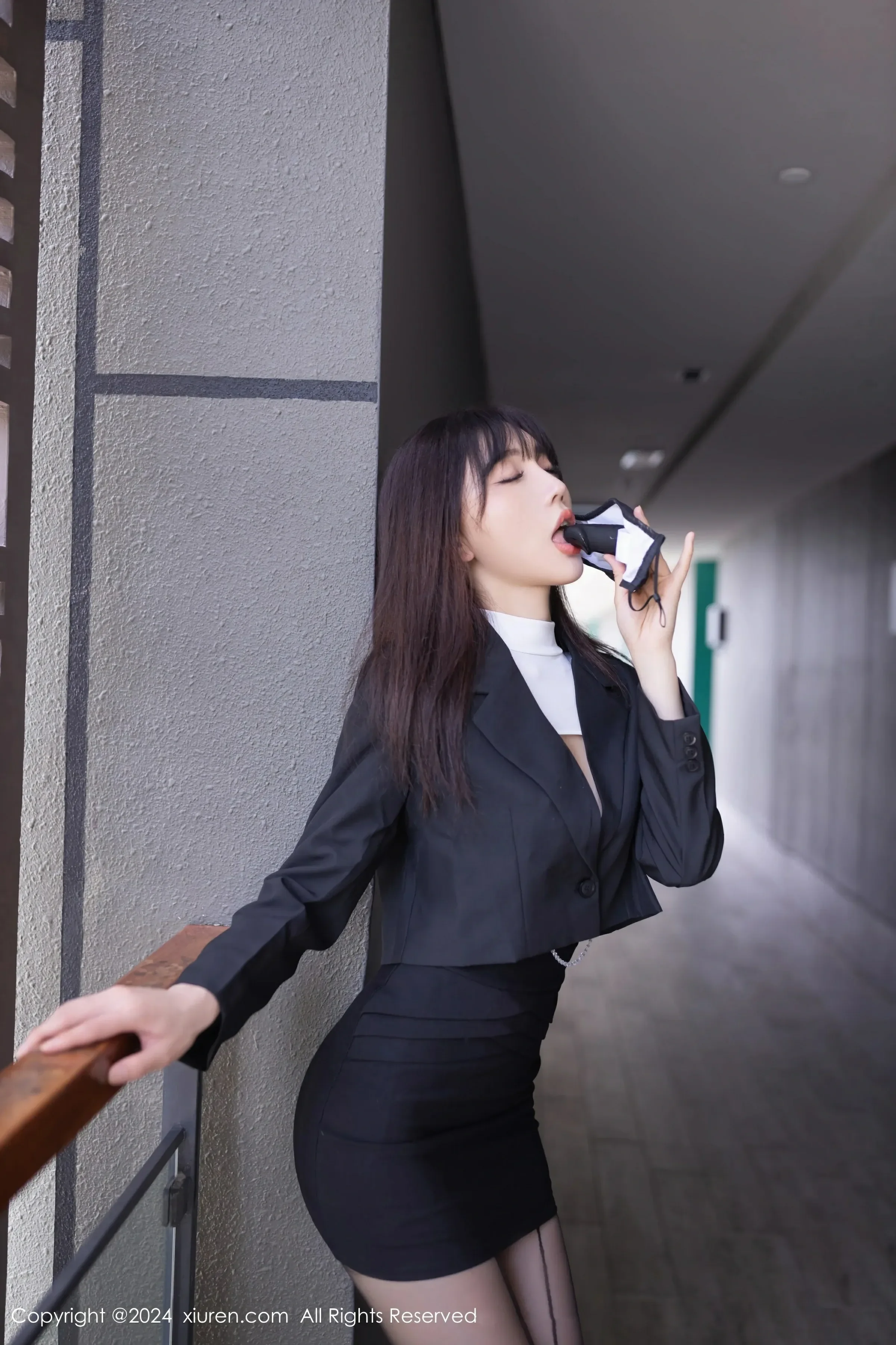  XiuRen 秀人 No.8627 陆萱萱 [80P]第2张