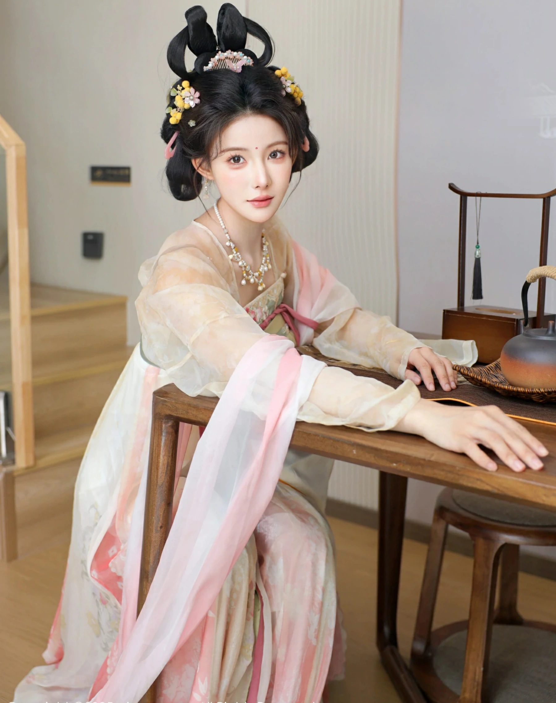  秀人网 No.10645 梨霜儿 [82P]第7张