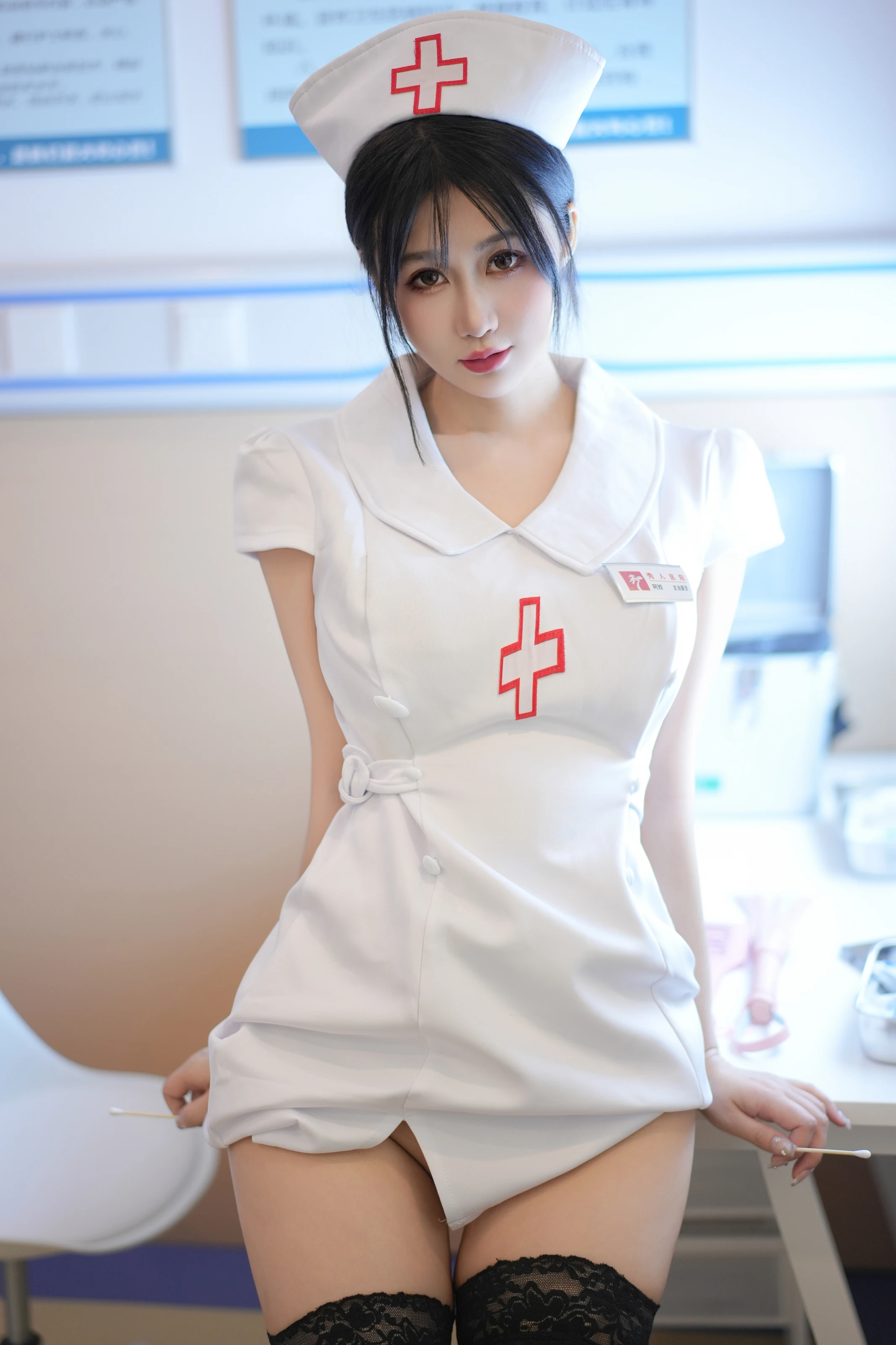  XiuRen 内购版 No.8512 laura阿姣 VIP医护病房 [92P]第1张