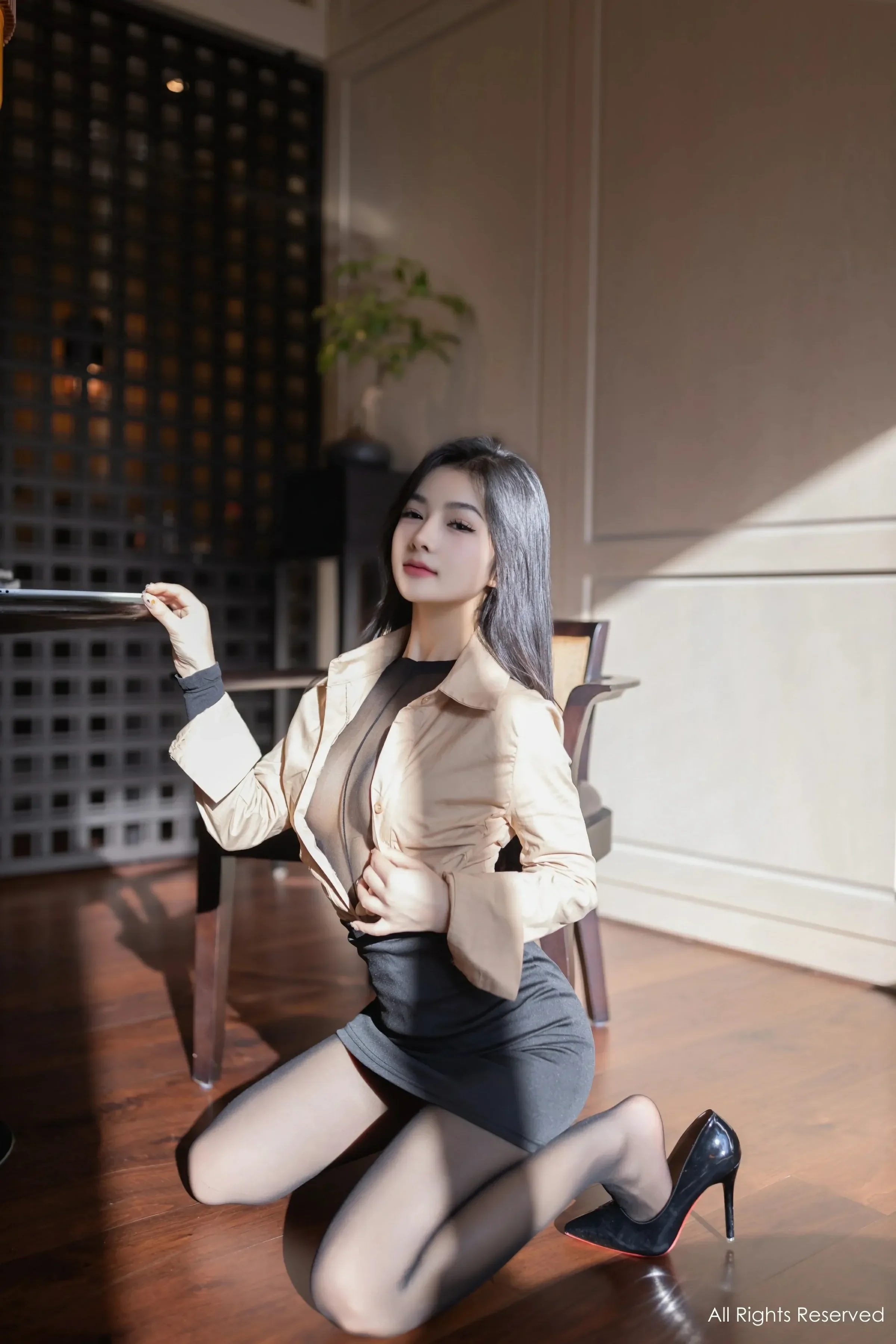  XiuRen 秀人 No.8835 谭小灵 [80P]第4张