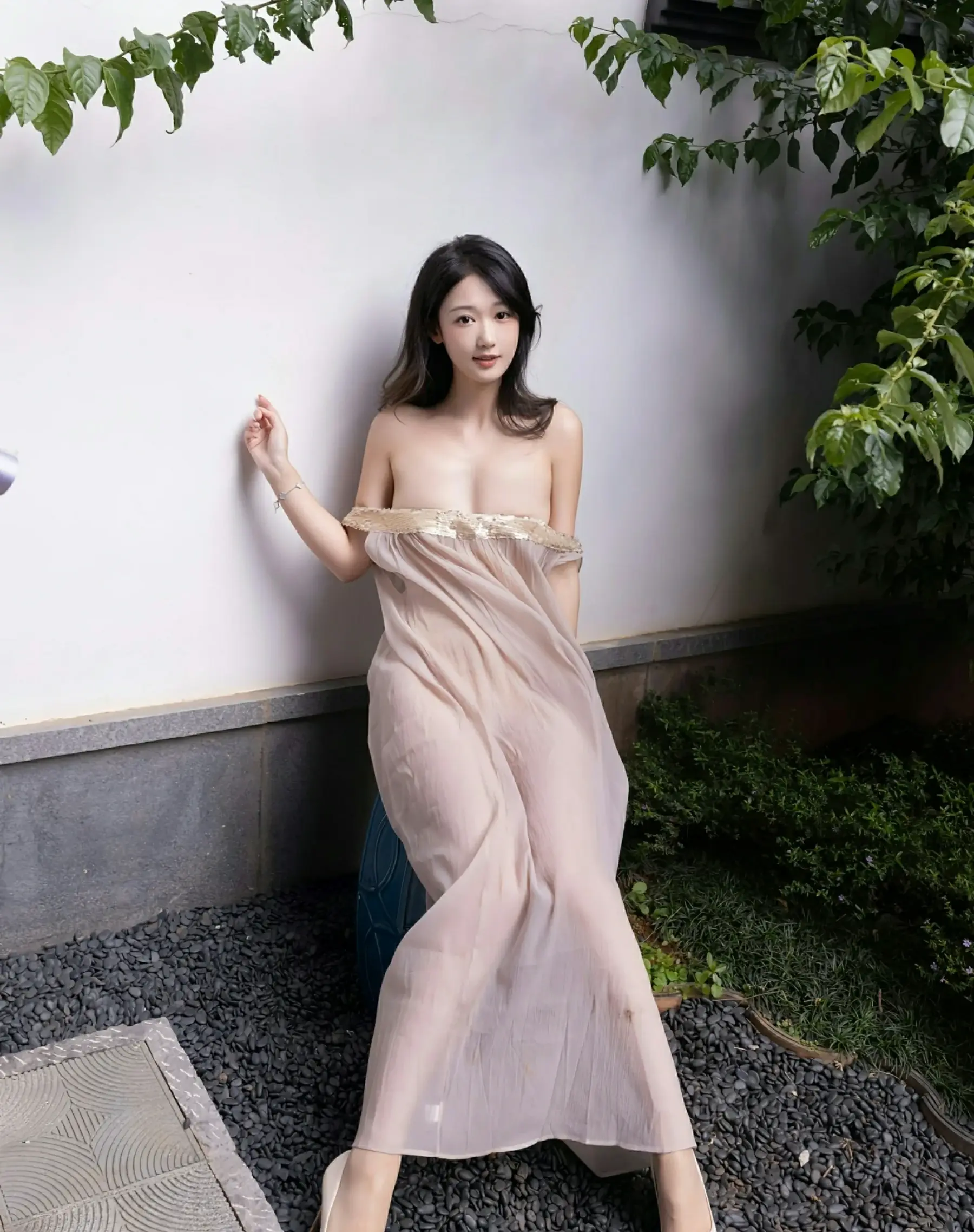  秀人网 No.10619 唐安琪 [81P]第1张