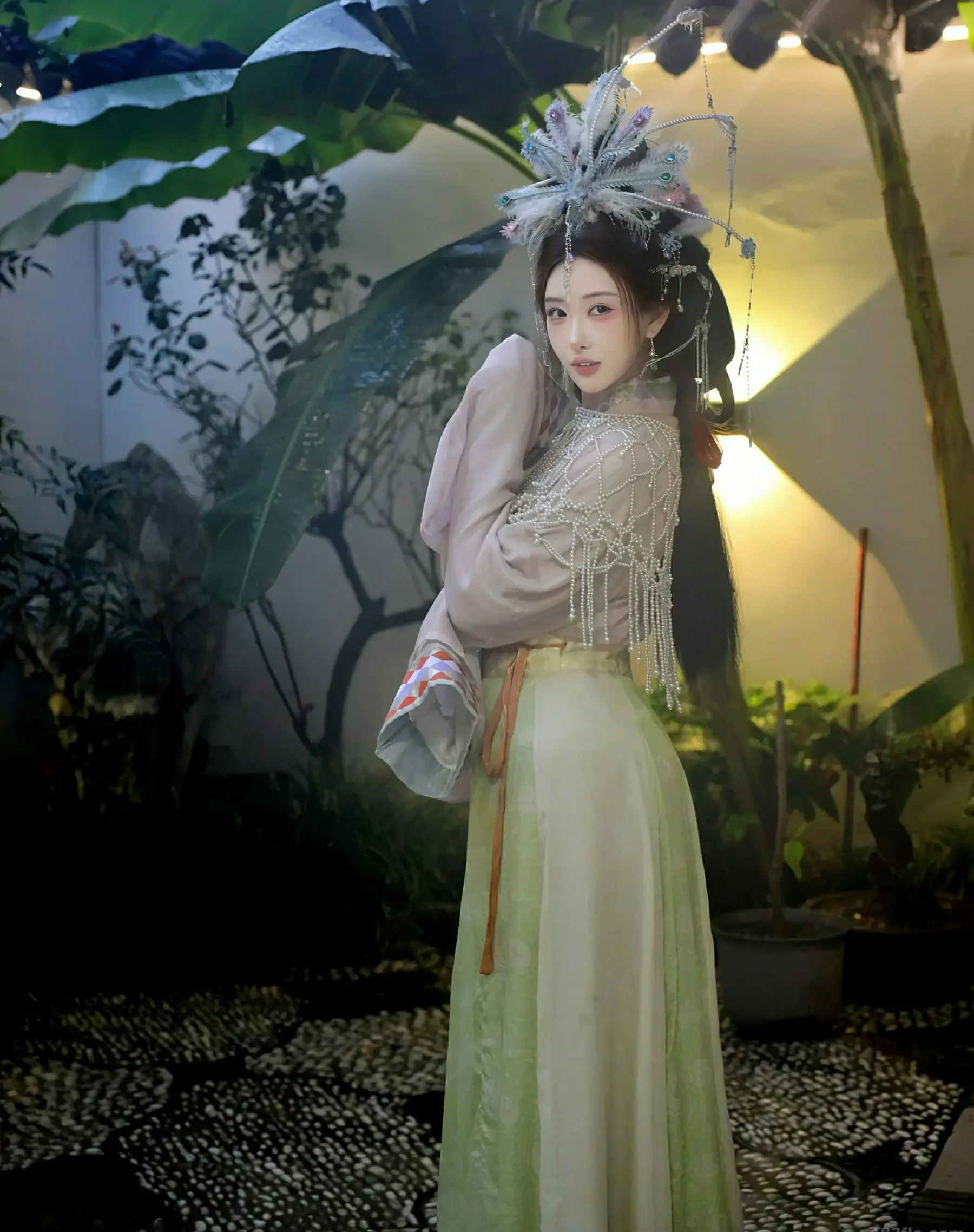  秀人网 No.10736 金允希Yuki [80P]第1张