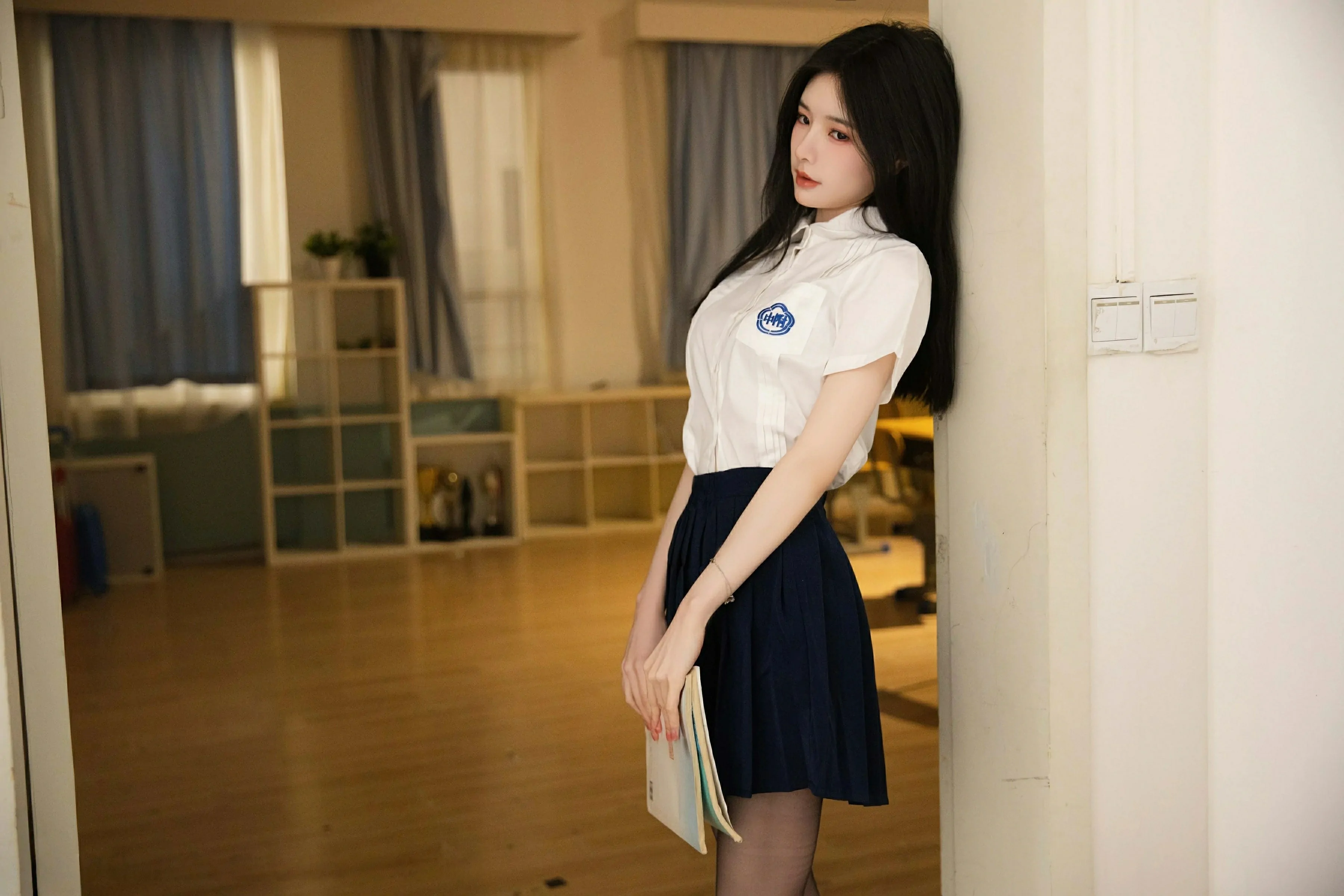  秀人网 No.10287 布丁wow [81P]第2张