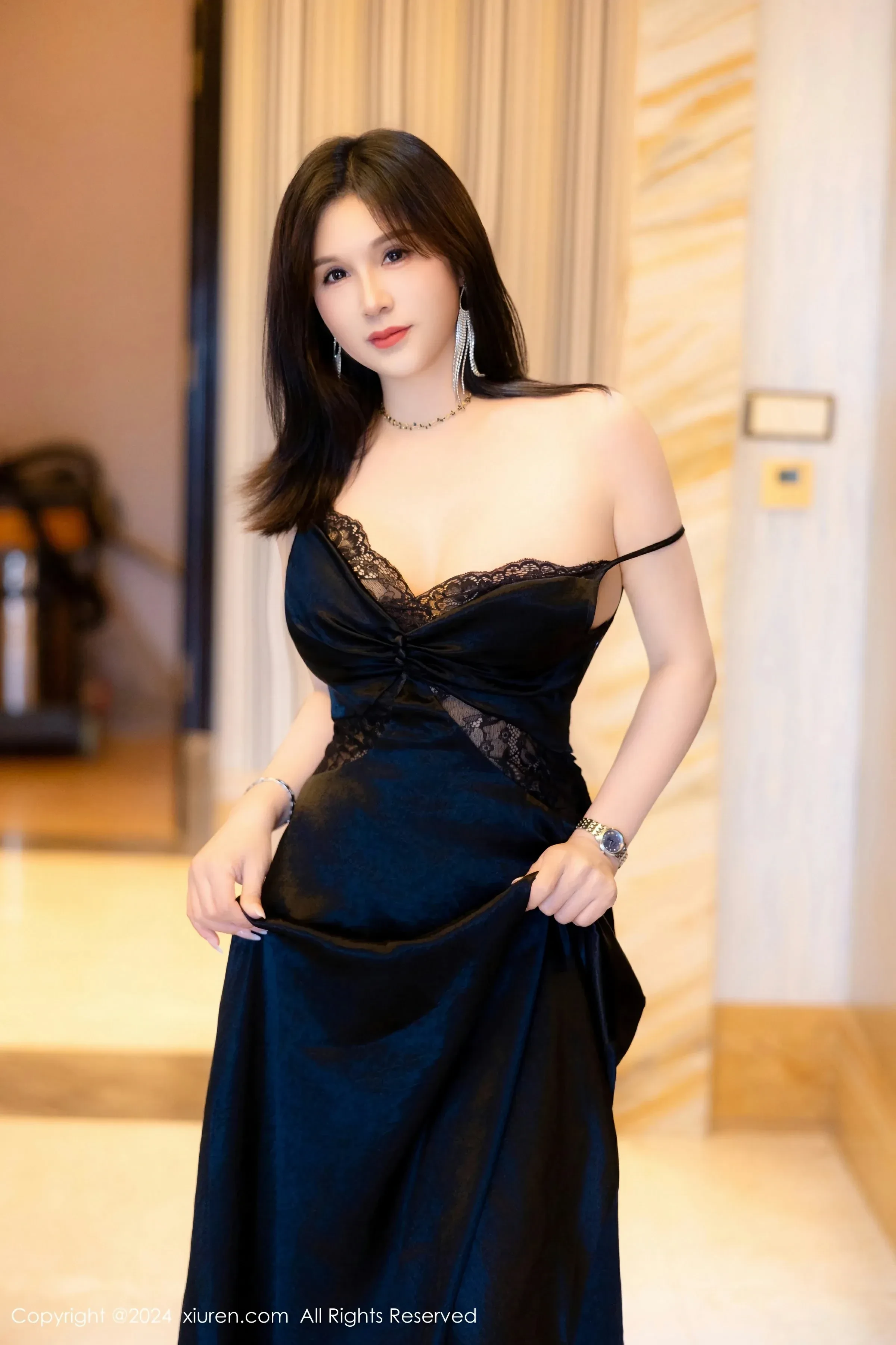  XiuRen 秀人 No.8825 水水姐 [73P]第5张