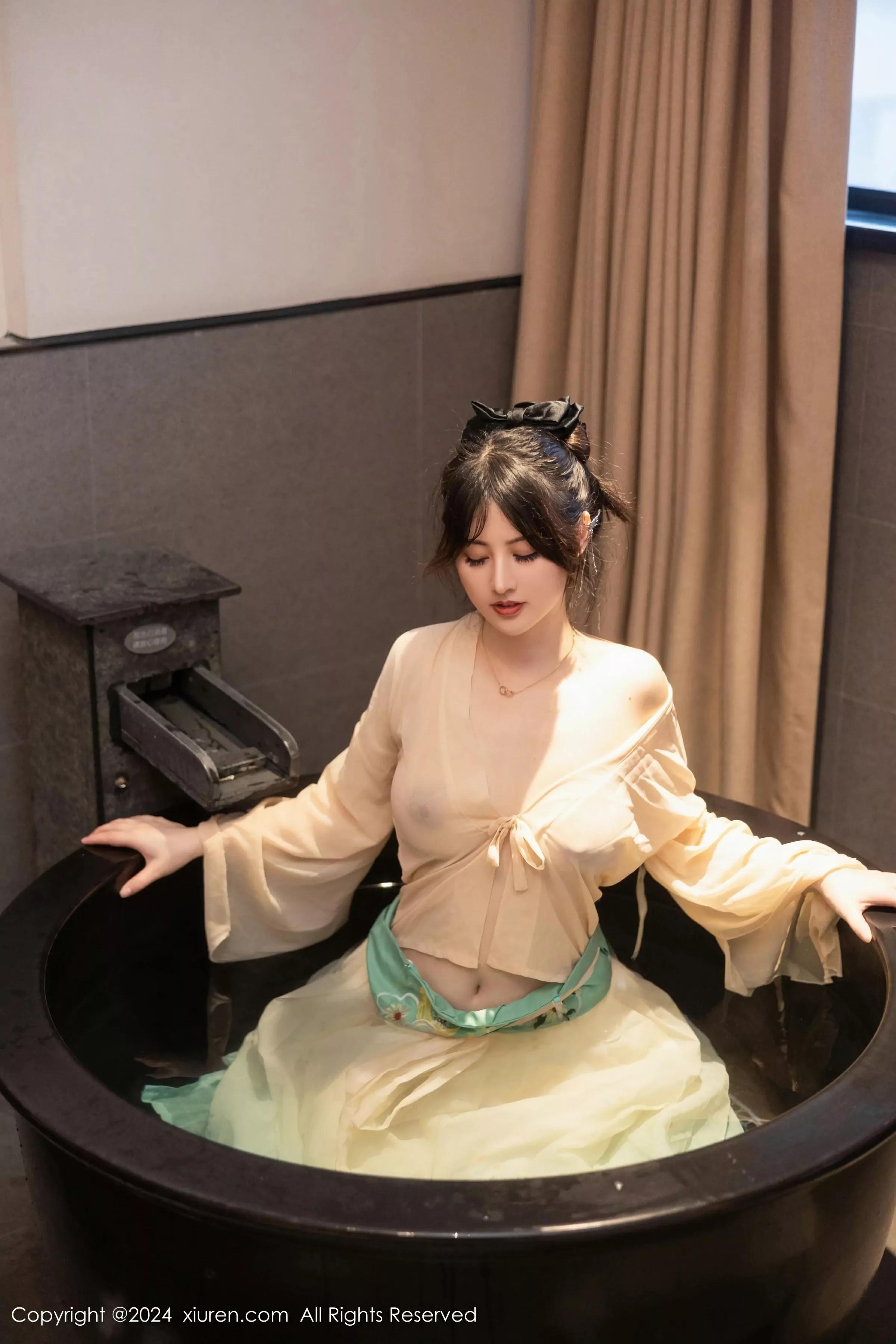  XiuRen 秀人 No.8128 诗诗kiki [82P]第15张