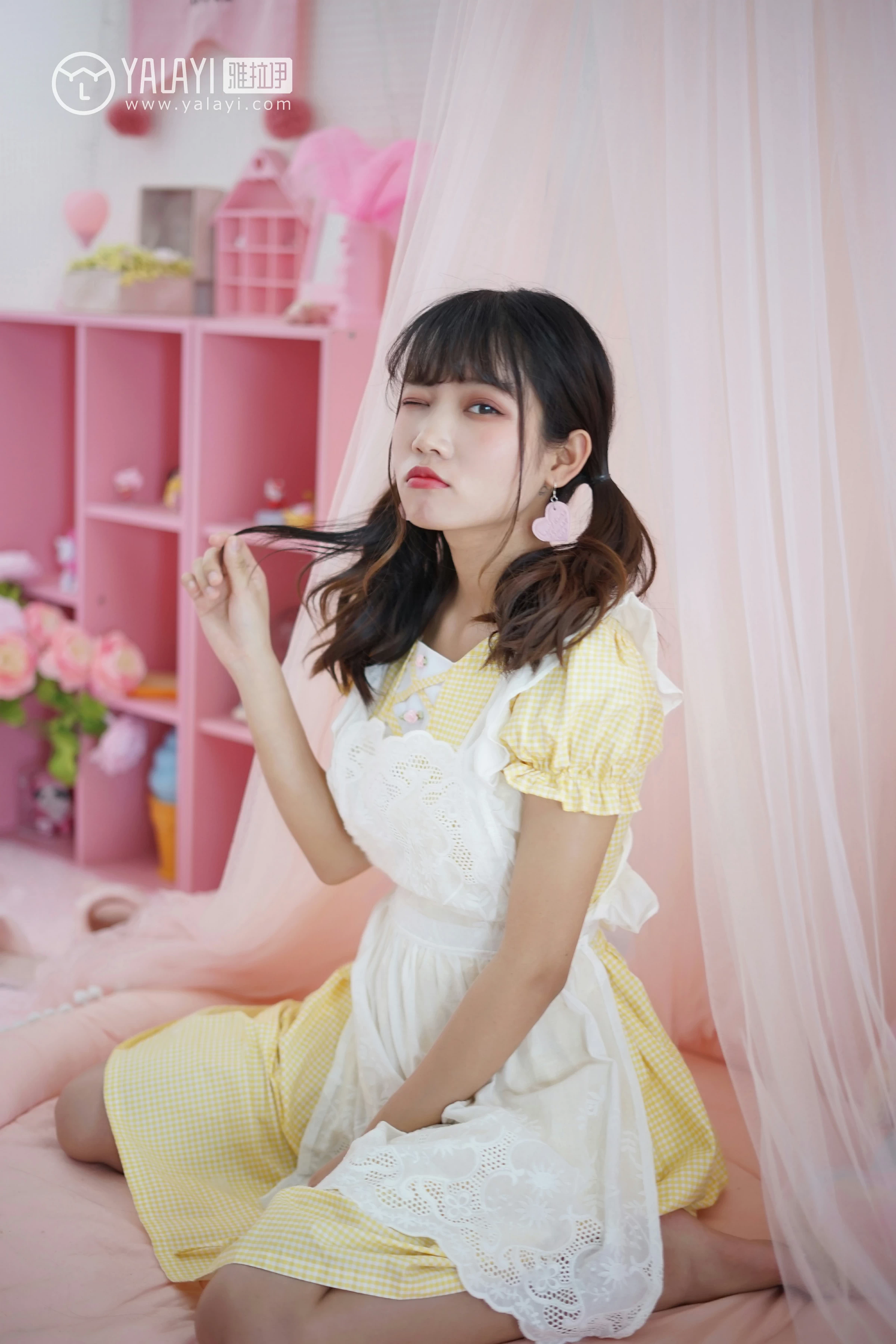 [YALAYI雅拉伊]NO.076 可爱女仆 公主小兔子 情趣制服连衣裙性感私房写真集第2张