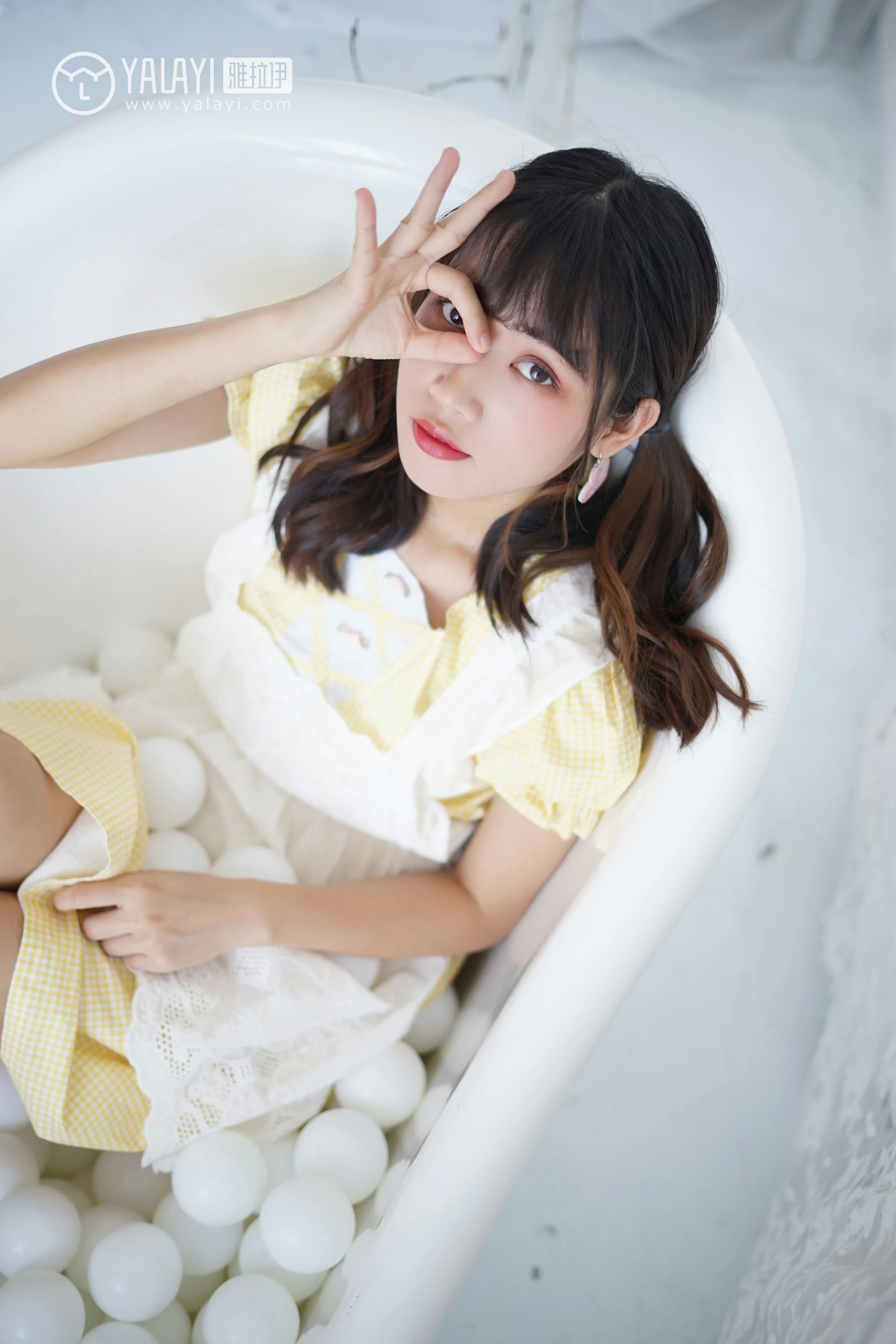 [YALAYI雅拉伊]NO.076 可爱女仆 公主小兔子 情趣制服连衣裙性感私房写真集第13张