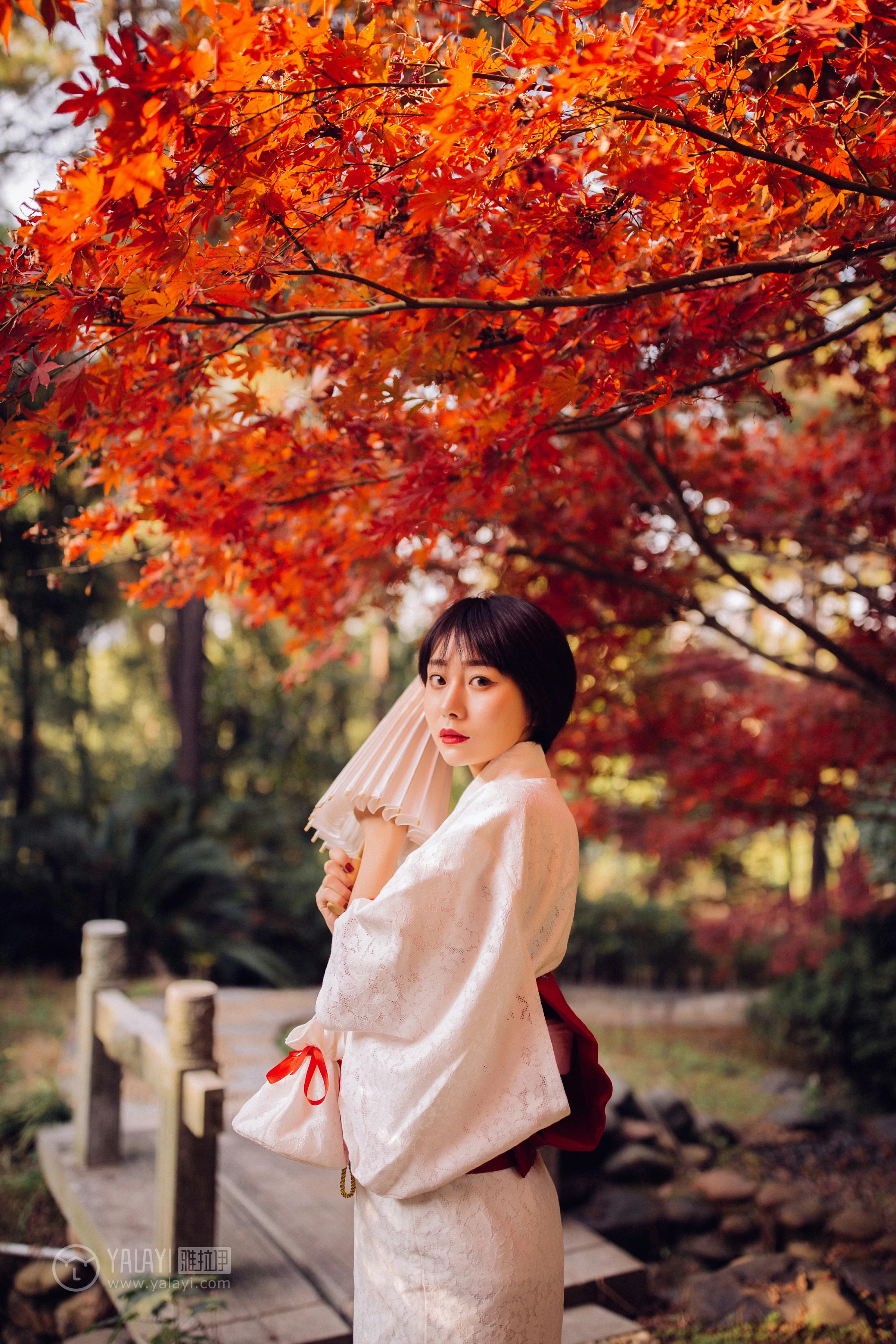 [YALAYI雅拉伊]NO.136 夕阳下的和风少女 静静 白色透视镂空和服性感私房写真集第4张