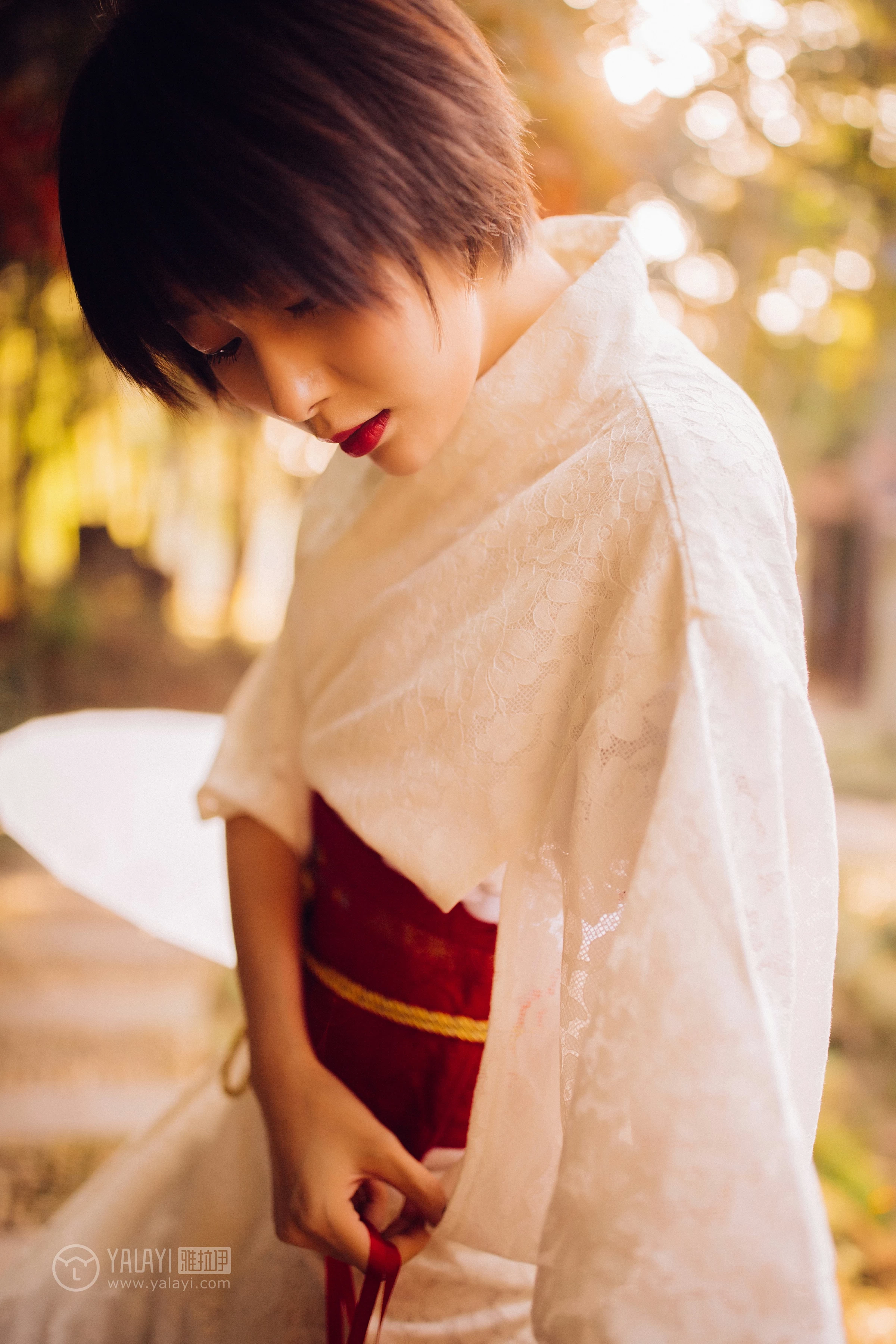 [YALAYI雅拉伊]NO.136 夕阳下的和风少女 静静 白色透视镂空和服性感私房写真集第10张