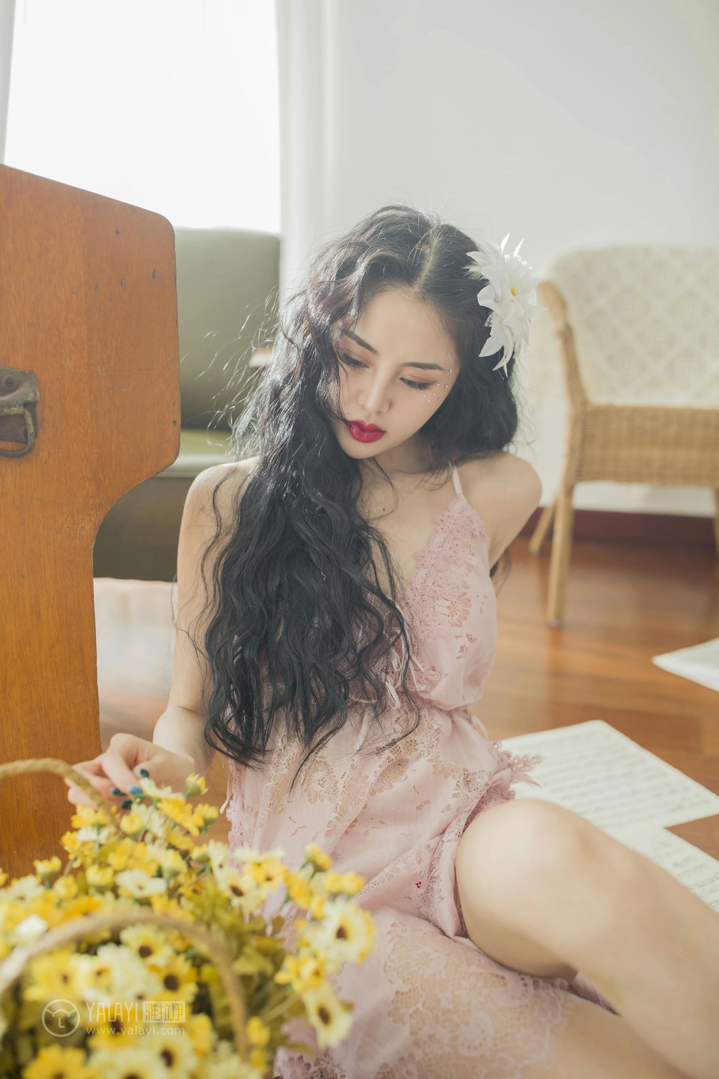[YALAYI雅拉伊]NO.150 橘色的暖阳花 凉儿 粉色透视情趣蕾丝睡衣性感私房写真集第7张