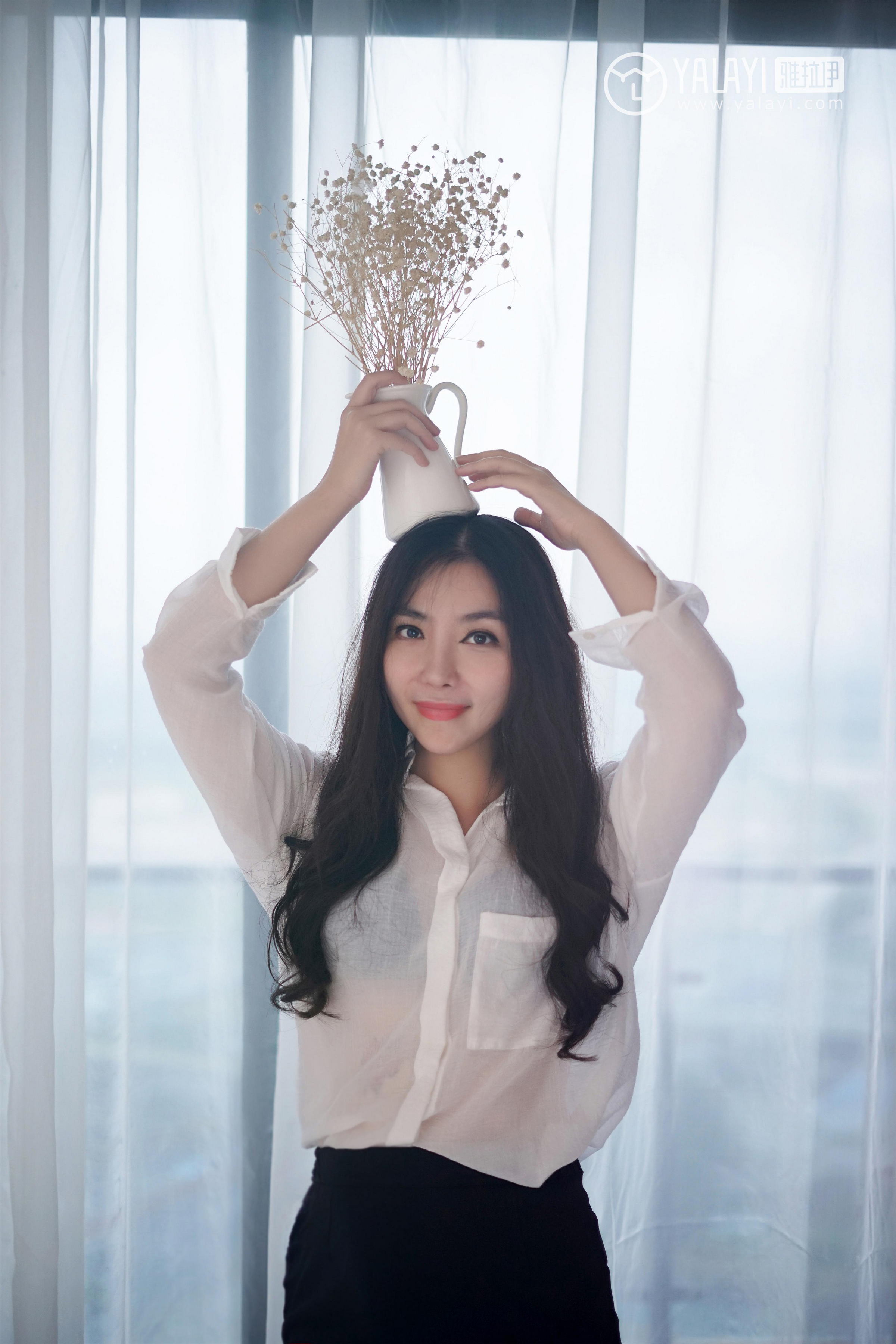 [YALAYI雅拉伊]NO.012 韵味美腿丽人 沈紫云 白色透视衬衫加黑色短裙性感私房写真集第10张