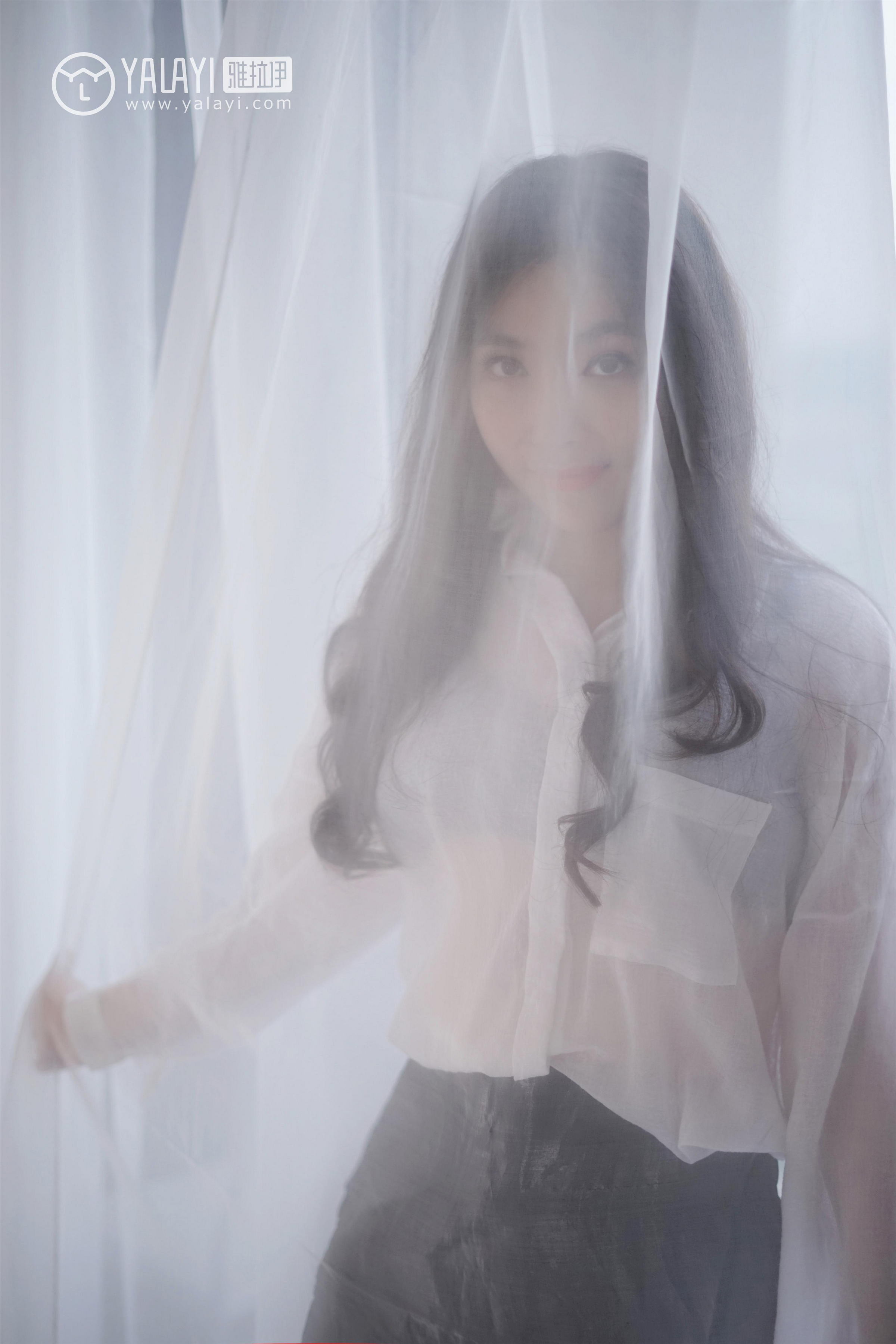 [YALAYI雅拉伊]NO.012 韵味美腿丽人 沈紫云 白色透视衬衫加黑色短裙性感私房写真集第12张
