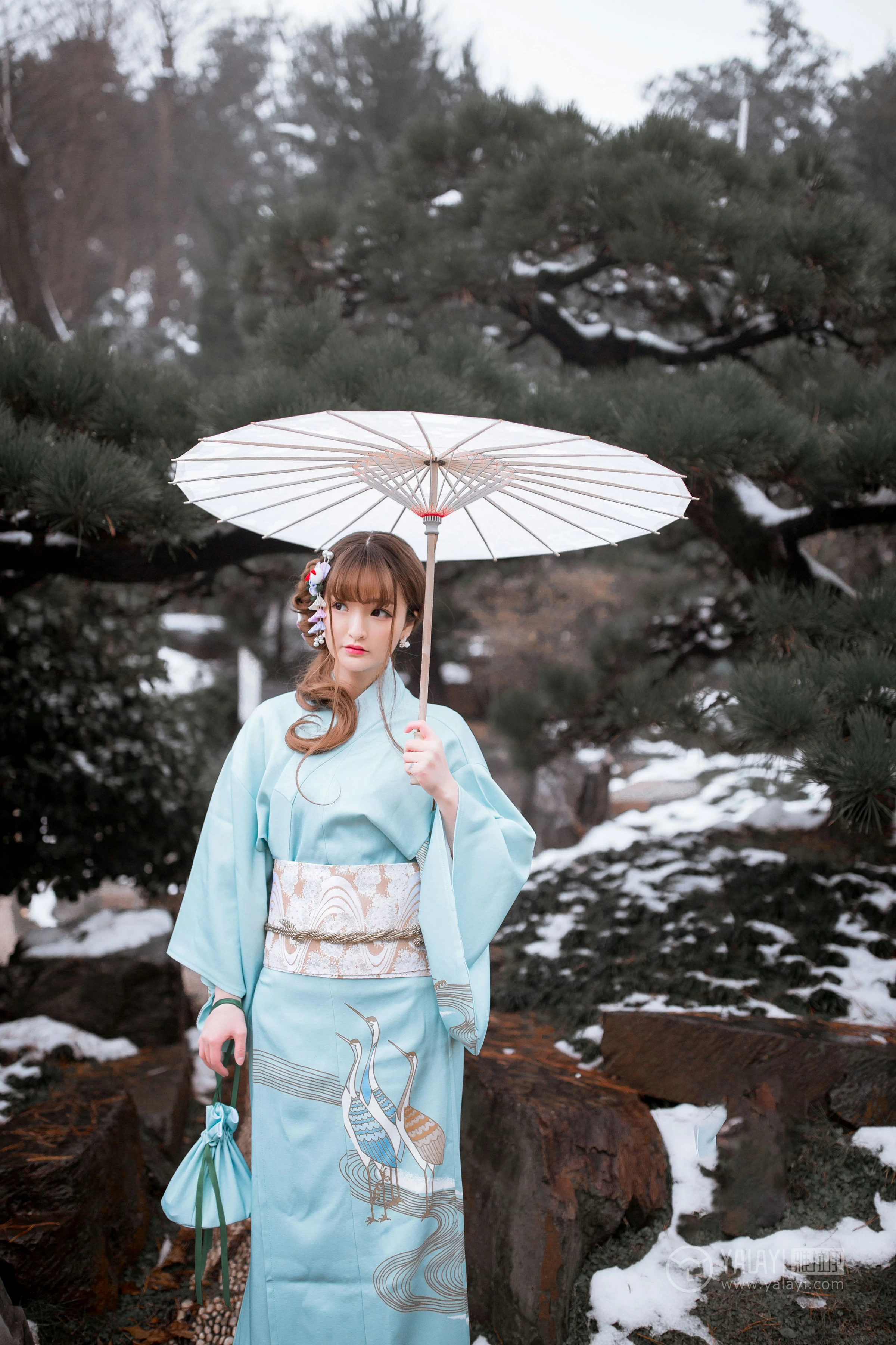 [YALAYI雅拉伊]No.192 赏雪 团团 淡蓝色和服性感私房写真集第5张