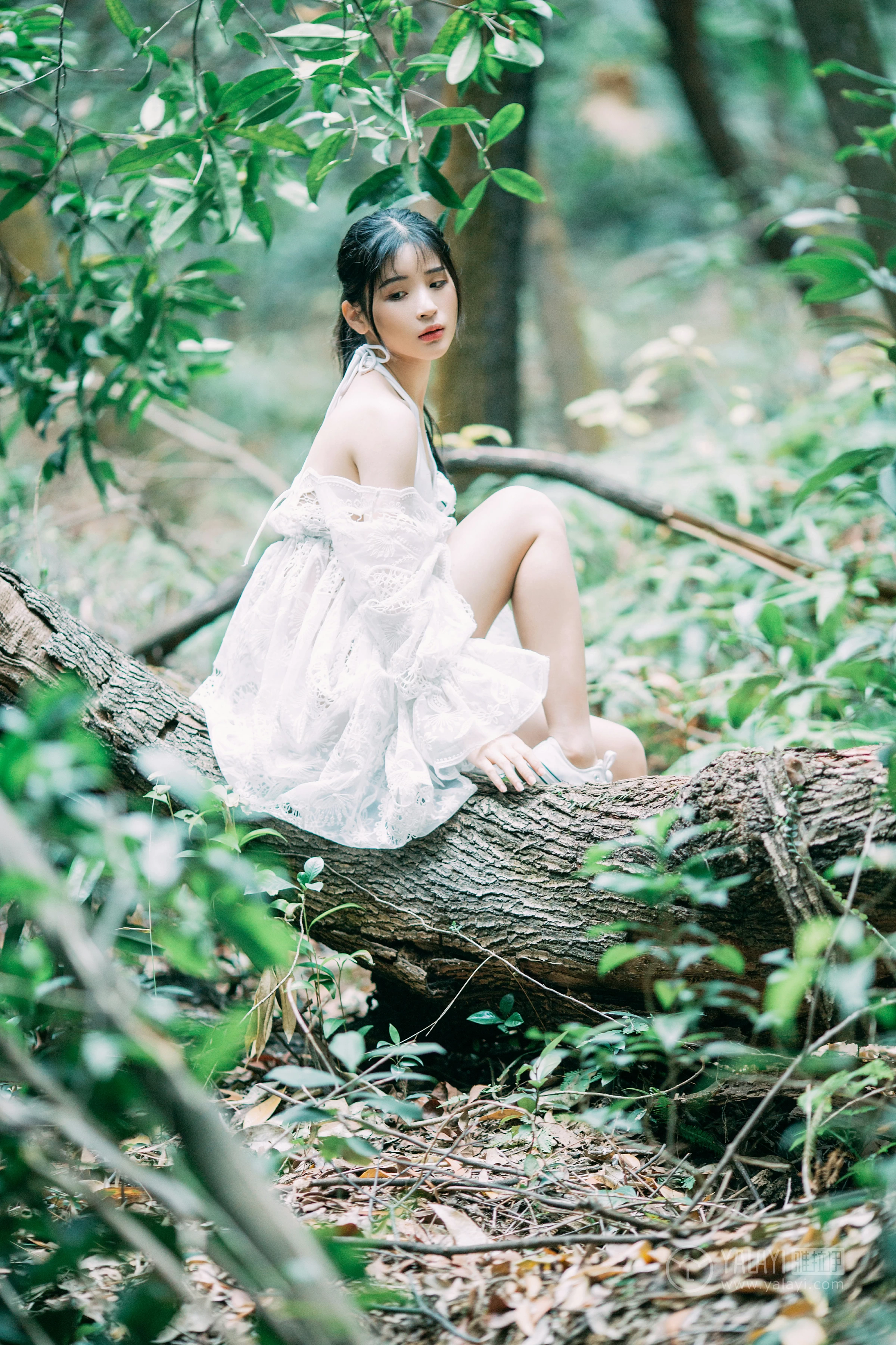 [YALAYI雅拉伊]No.194 仙乐飘飘 阿惜 白色透视镂空连衣裙加白色内衣性感私房写真集第9张