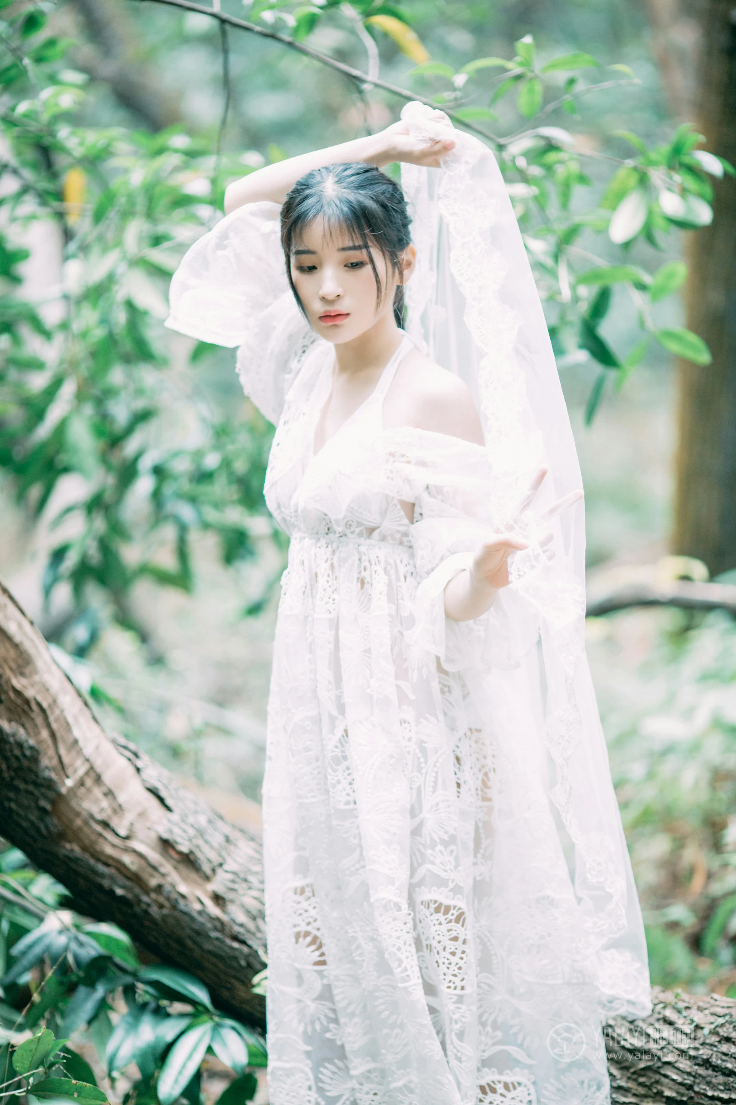 [YALAYI雅拉伊]No.194 仙乐飘飘 阿惜 白色透视镂空连衣裙加白色内衣性感私房写真集第13张