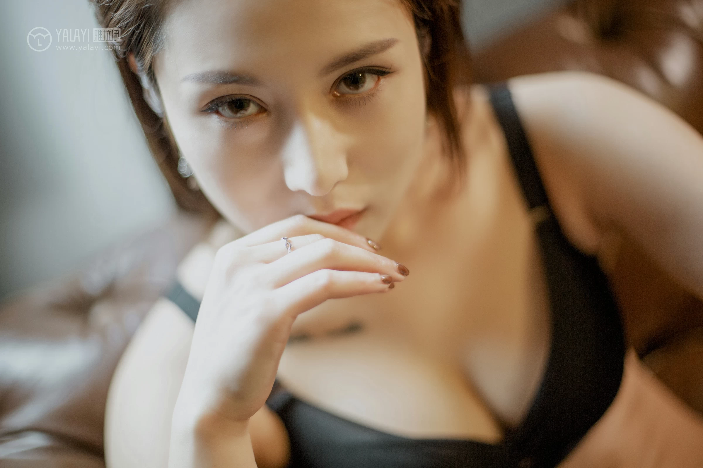 [YALAYI雅拉伊]No.287 有毒 雅辛 黑色内衣加黑色蕾丝内裤性感私房写真集第3张