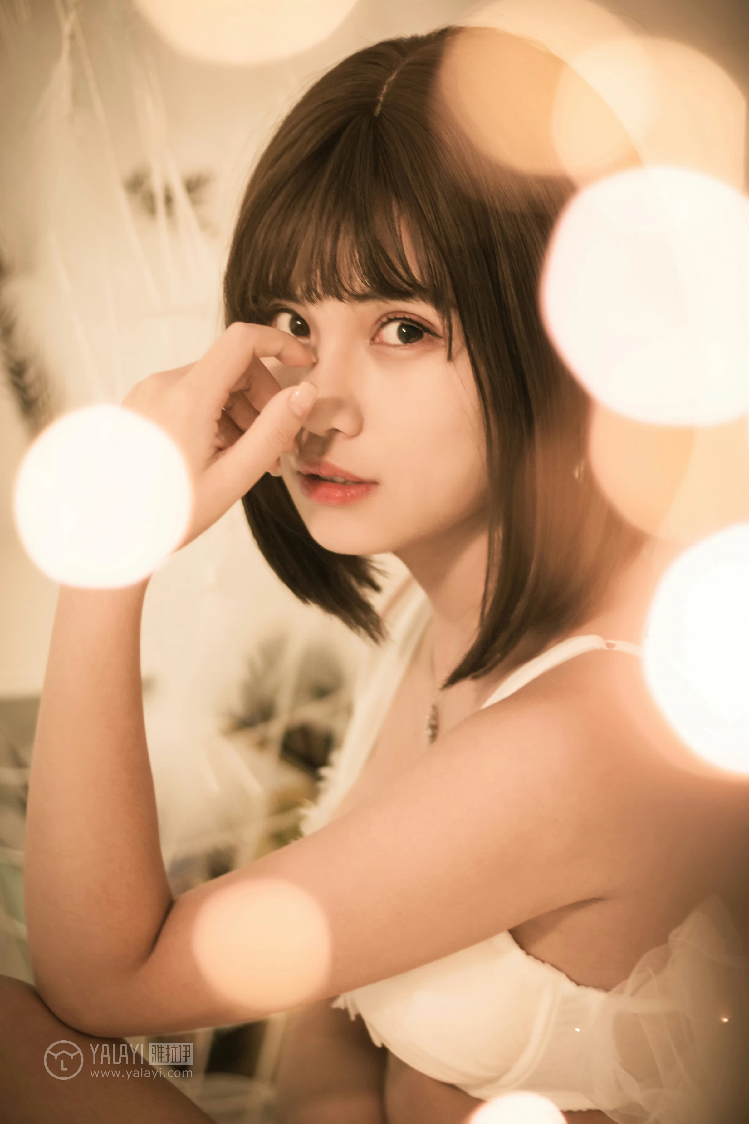 [YALAYI雅拉伊]No.289 白羽丽人 宝儿 白色蕾丝内衣加内裤性感私房写真集第4张