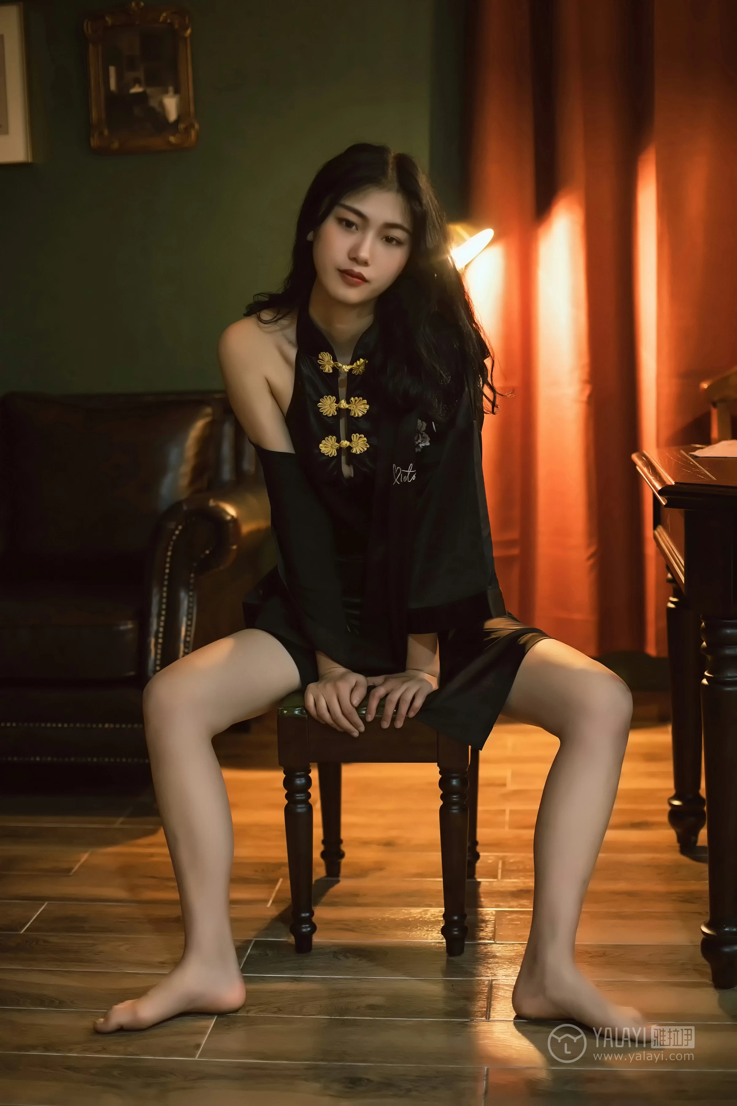 [YALAYI雅拉伊]No.309 夜来香 和风 黑色睡衣加黑色情趣旗袍性感私房写真集第17张