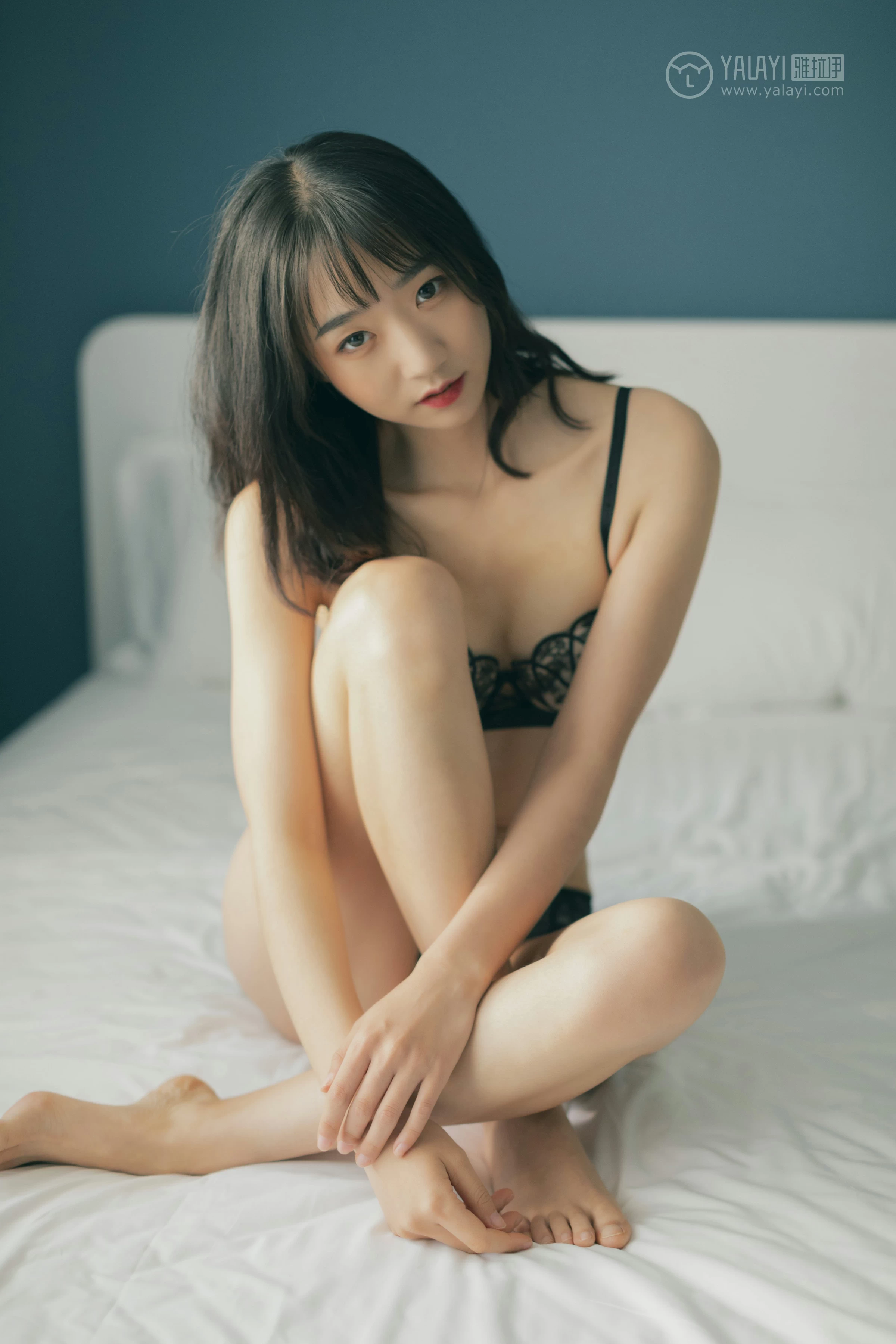 [YALAYI雅拉伊]No.318 午后时光 念念 黑色蕾丝内衣居家性感私房写真集第8张