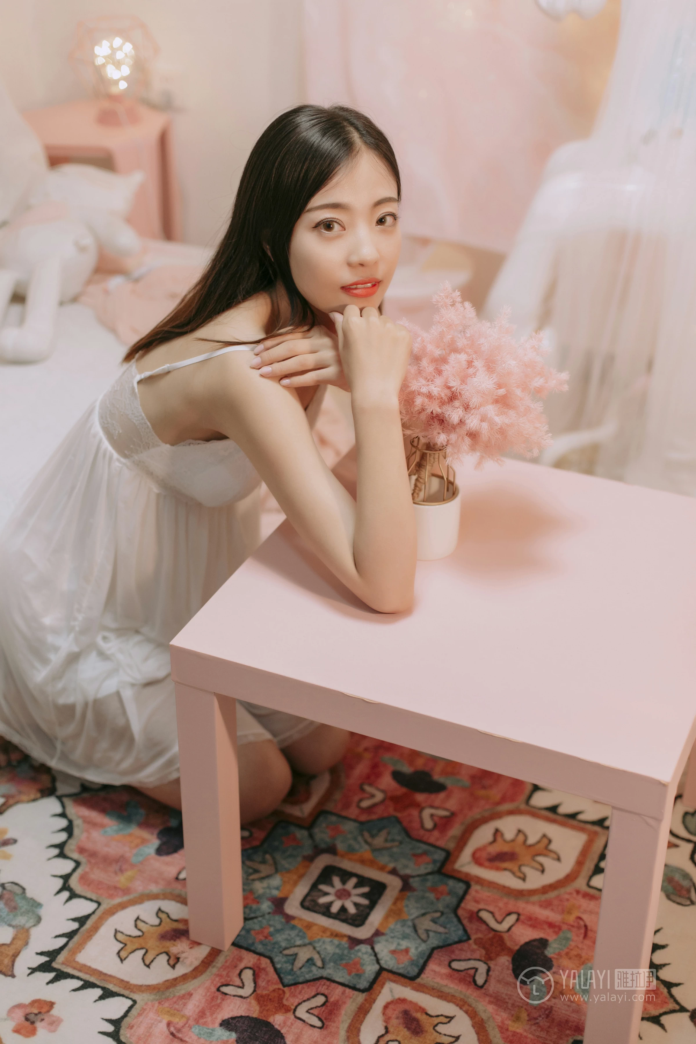 [YALAYI雅拉伊]No.334 浪漫满屋 高若童 白色吊带透视睡衣裙性感私房写真集第11张