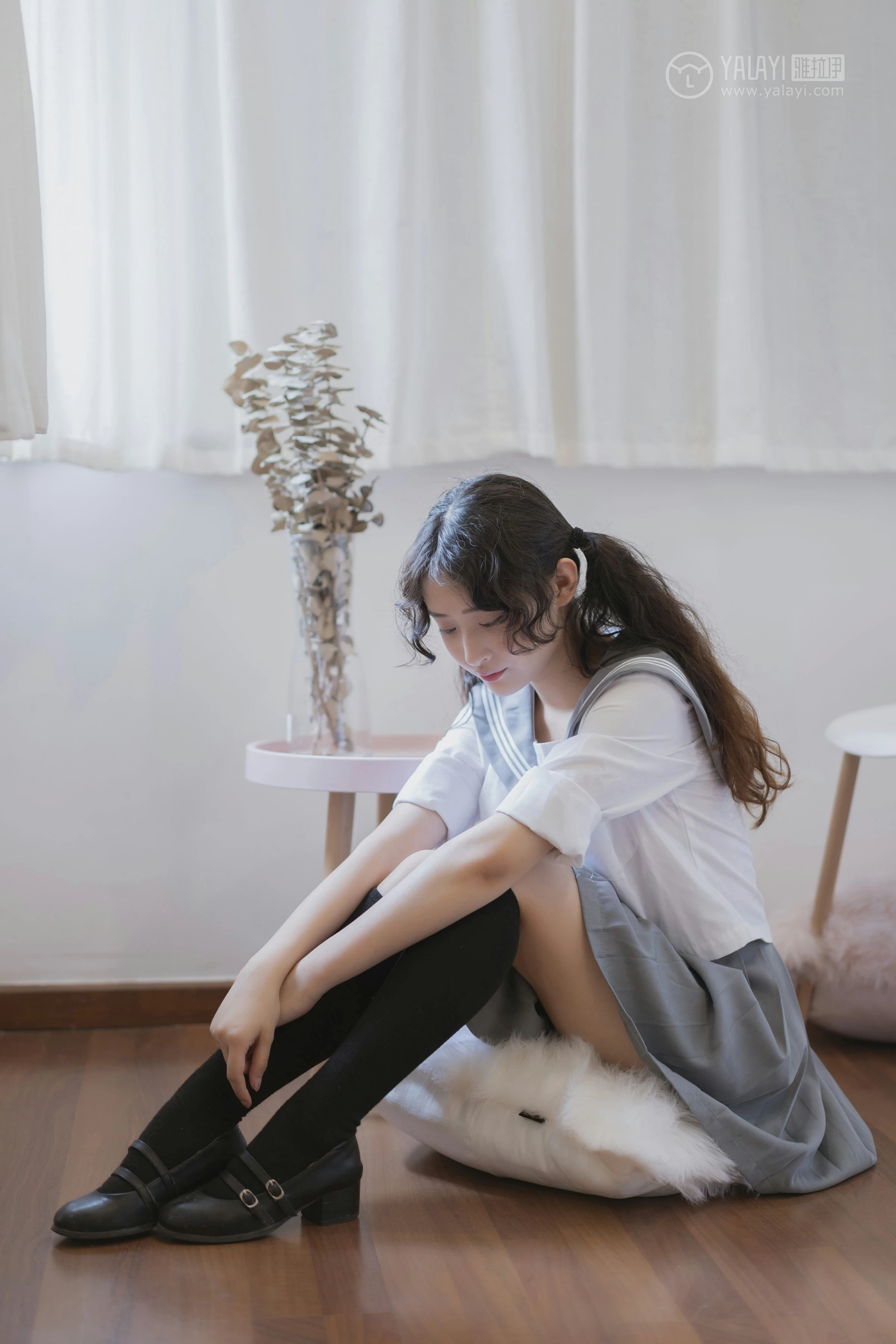 [YALAYI雅拉伊]No.349 清纯学生妹 西子 高中女生制服与短裙性感私房写真集第14张