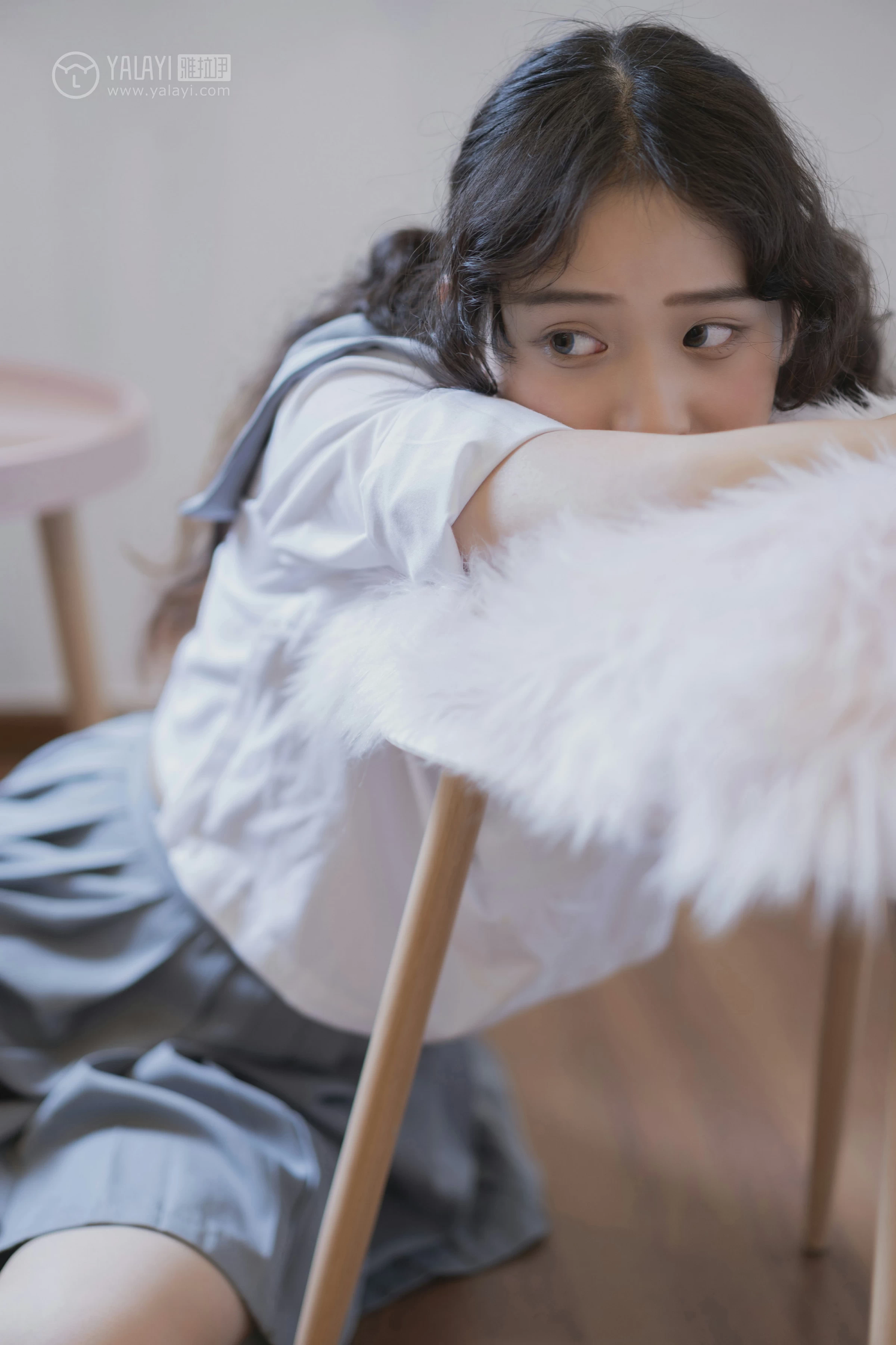 [YALAYI雅拉伊]No.349 清纯学生妹 西子 高中女生制服与短裙性感私房写真集第18张