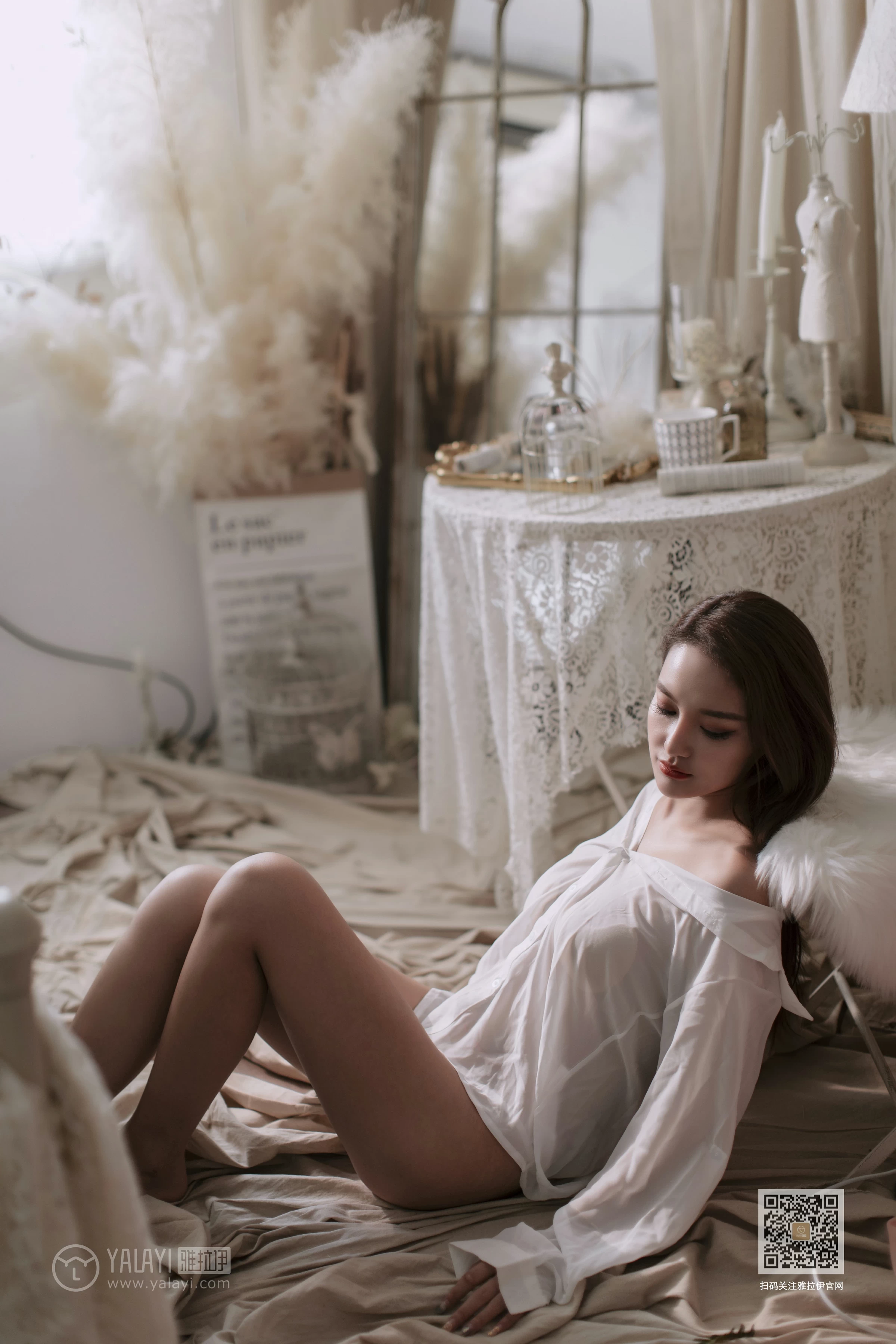 [YALAYI雅拉伊]No.398 如雪如霜 刘子炀 白色透视衬衫居家性感私房写真集第10张