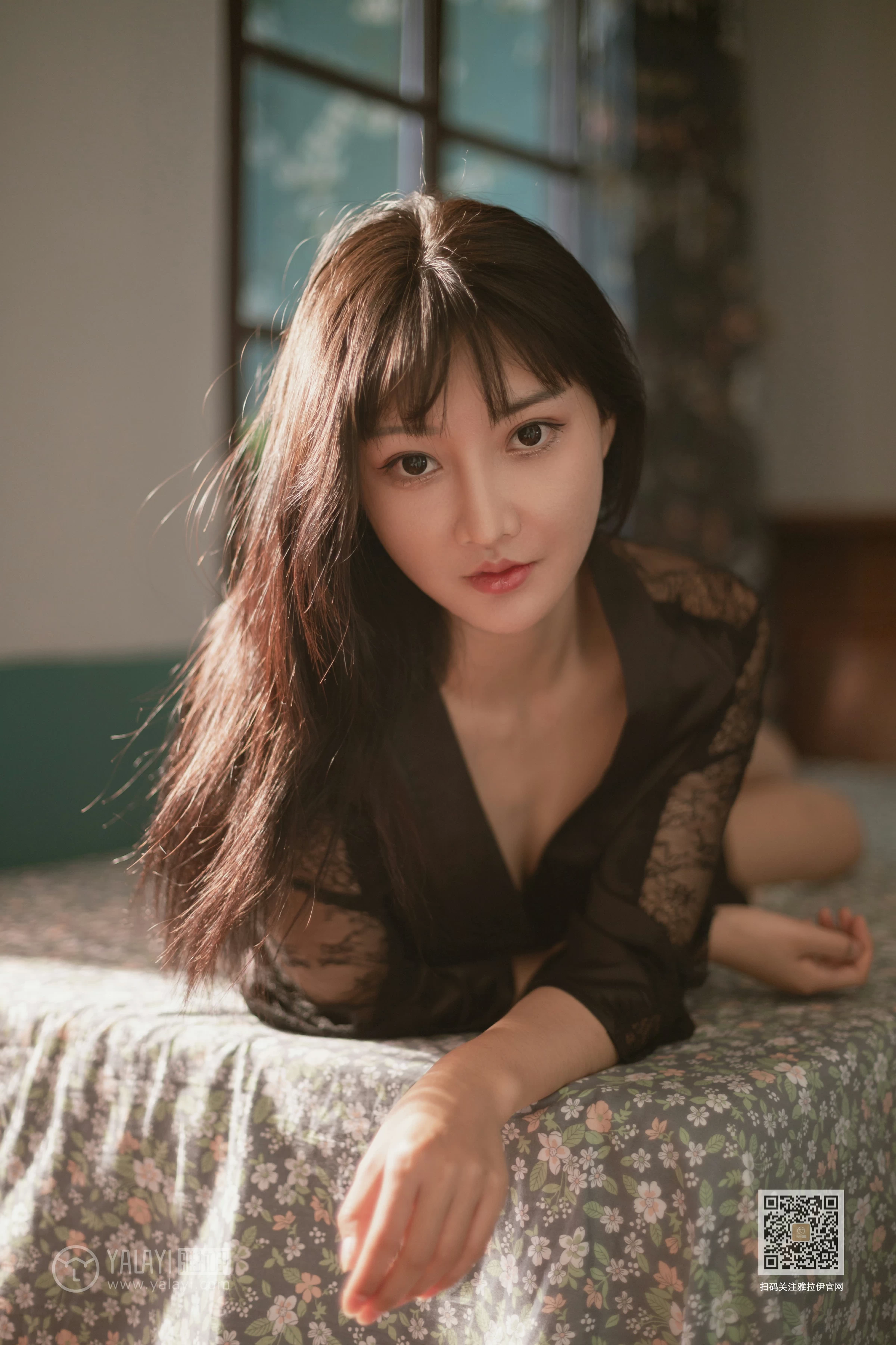 [YALAYI雅拉伊]Vol.494 帘卷美人绰态 韩熙 黑色透视睡衣性感私房写真集第4张