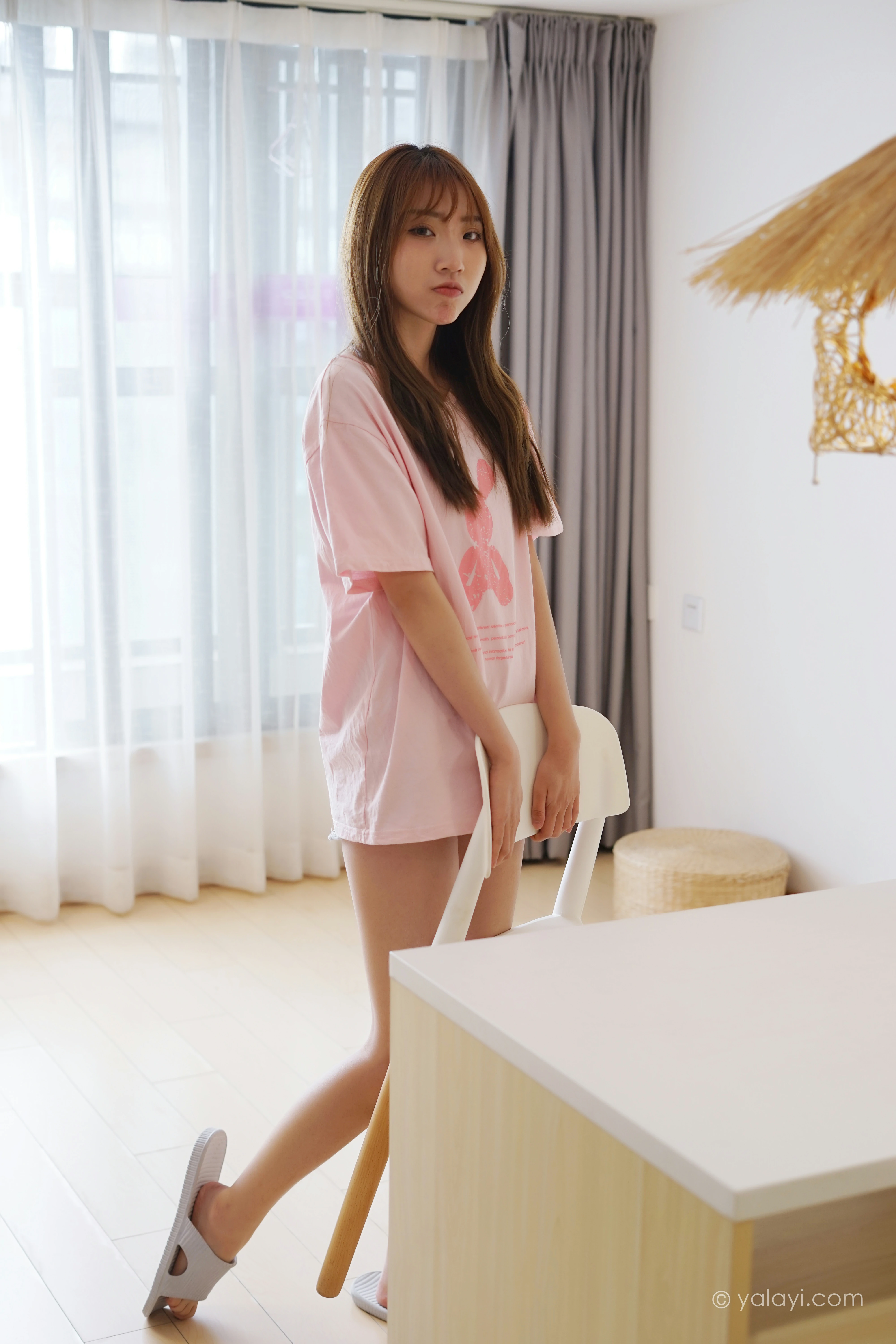[YALAYI雅拉伊]NO.791 这边风景 小乔 粉色短袖居家性感写真集第2张