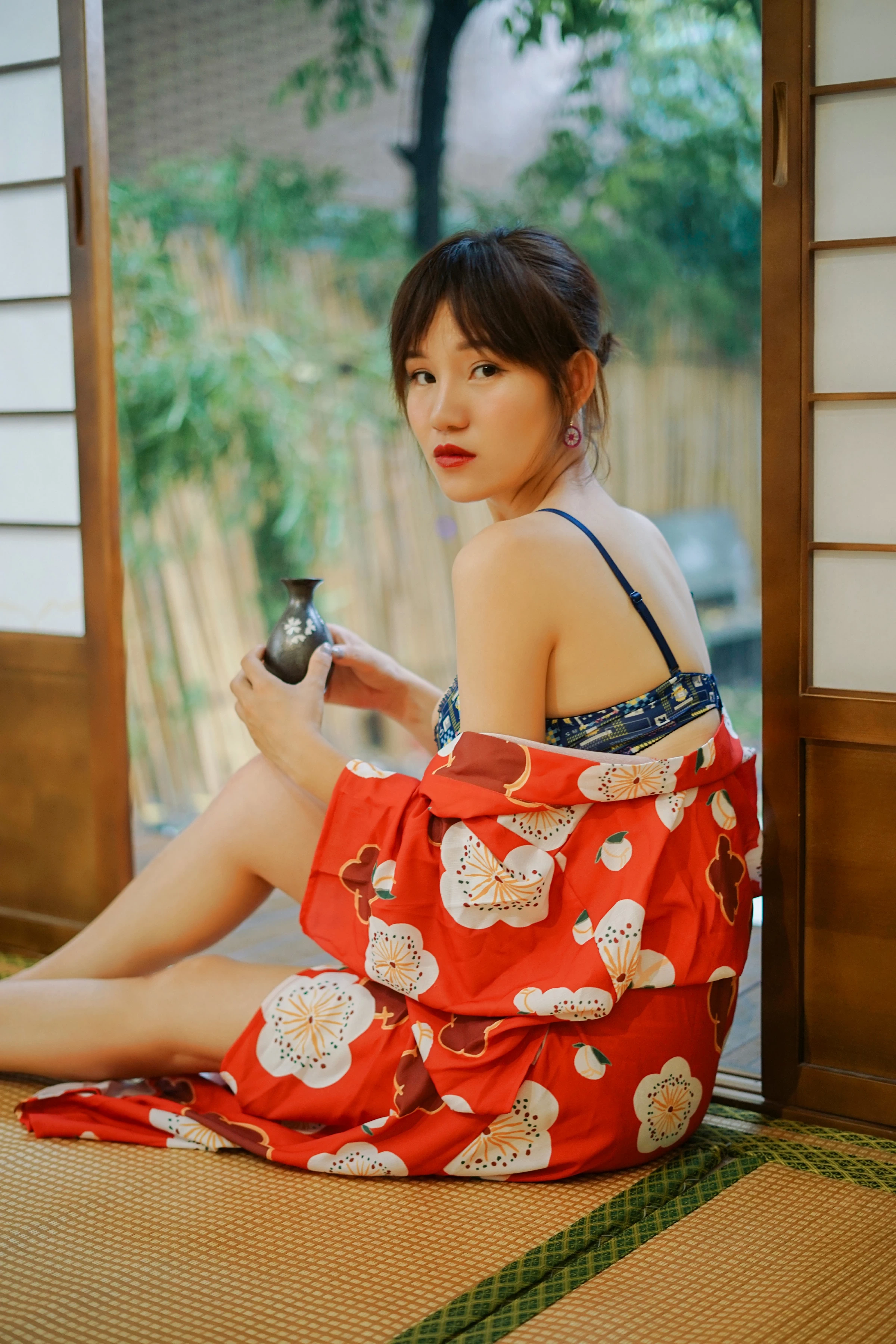 [YALAYI雅拉伊]NO.714 《自娱》 多香子 粉色和服加蓝色内衣性感私房写真集第5张