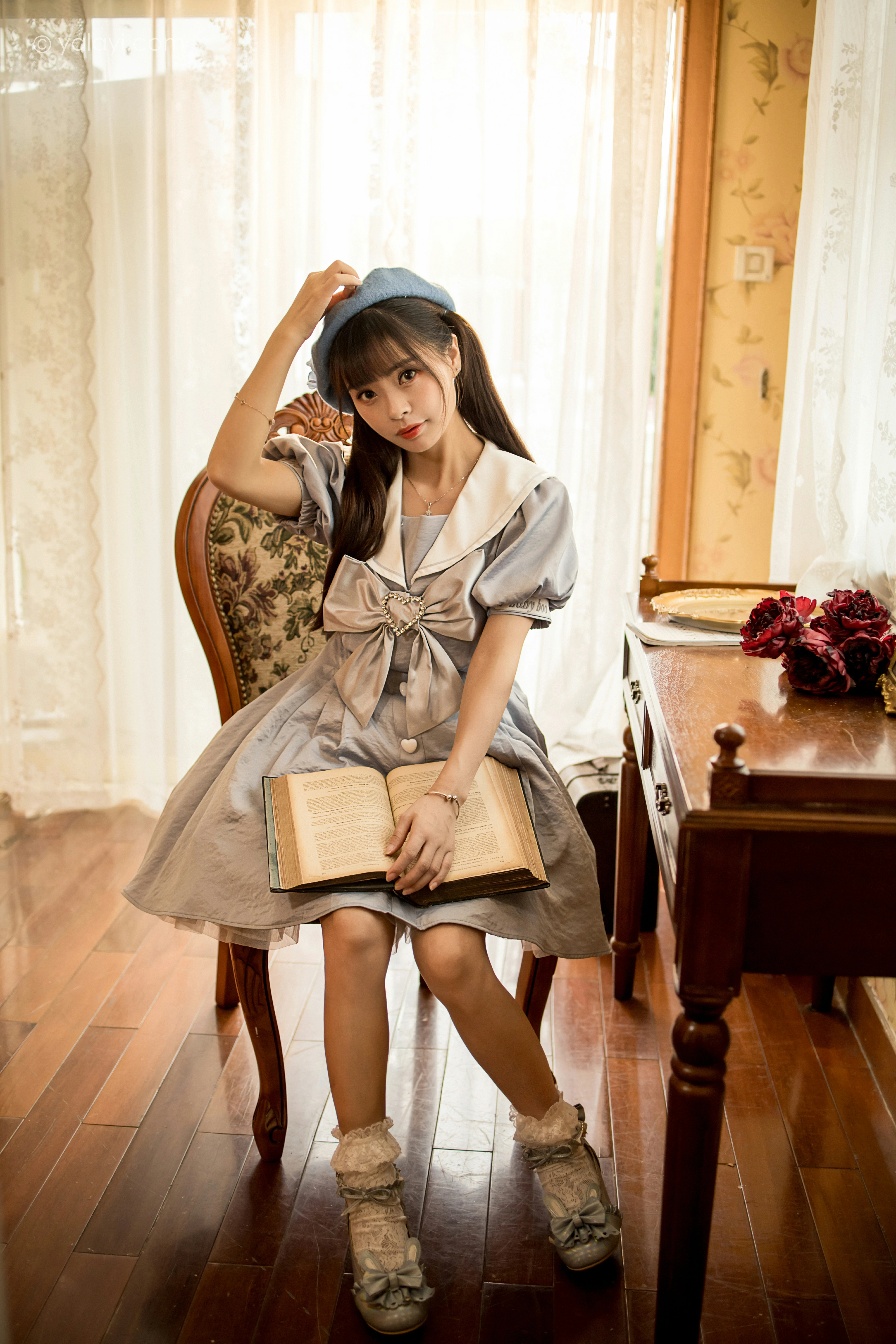 [YALAYI雅拉伊]NO.859 JK水手制服 程小蝶 灰色连身制服居家清纯写真集第9张