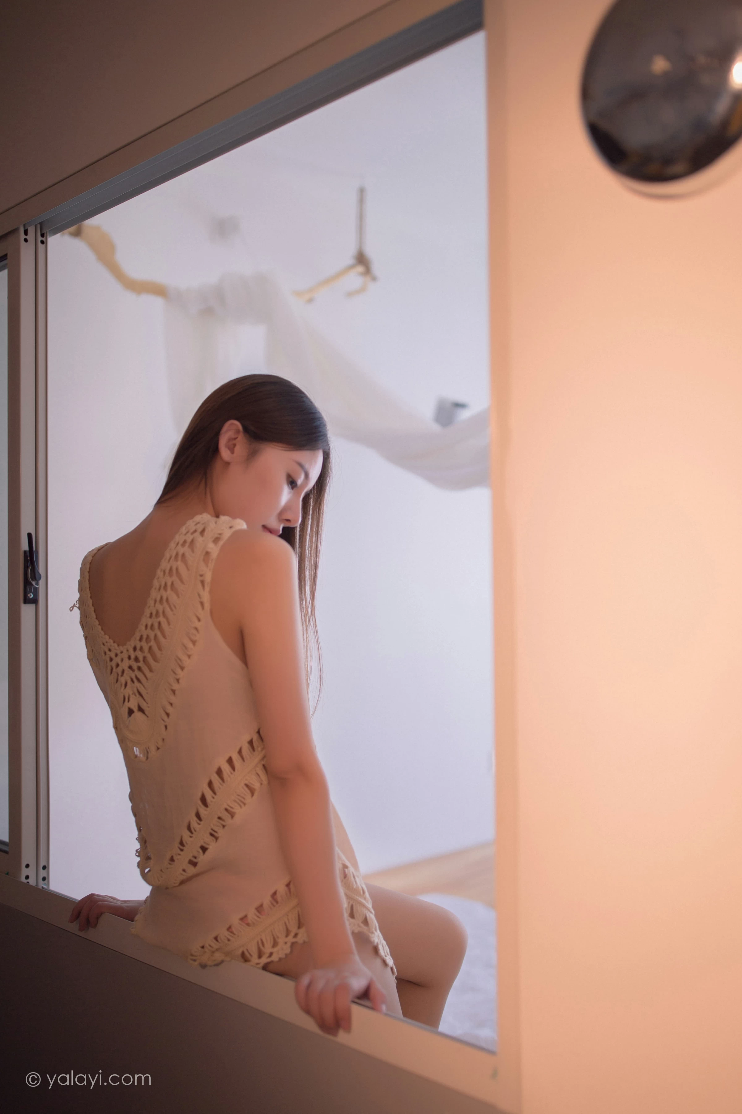 [YALAYI雅拉伊]NO.720 《温柔》 秦语 粉色镂空睡衣性感私房写真集第11张