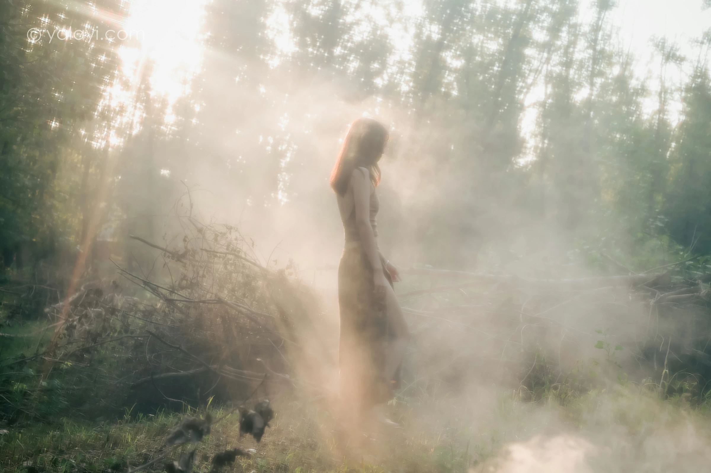 [YALAYI雅拉伊]NO.691 《梦境》 佳佳 橙色性感小背心加短裙私房写真第13张